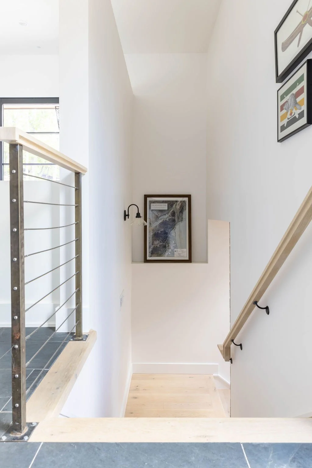 260. stair-hallway-minimal-modern-hancock-park-los-angeles-interior-design.jpg.jpg