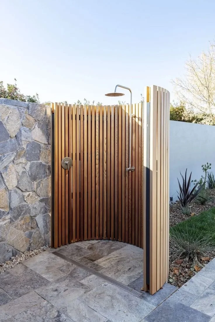 Outdoor Shower for a Los Angeles Home Pool