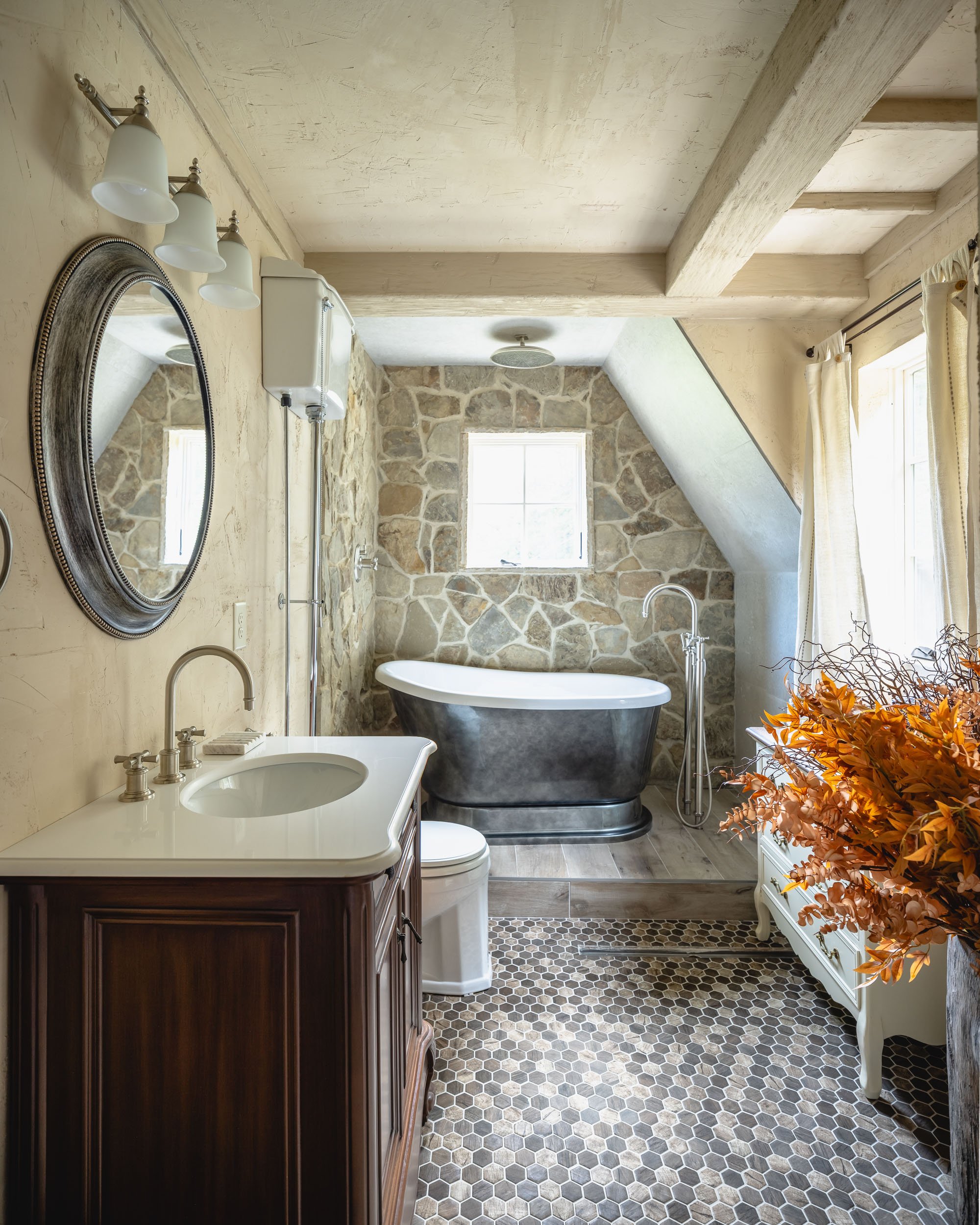 237. bathroom-european-country-hancock-park-los-angeles-interior-design.jpg.jpg