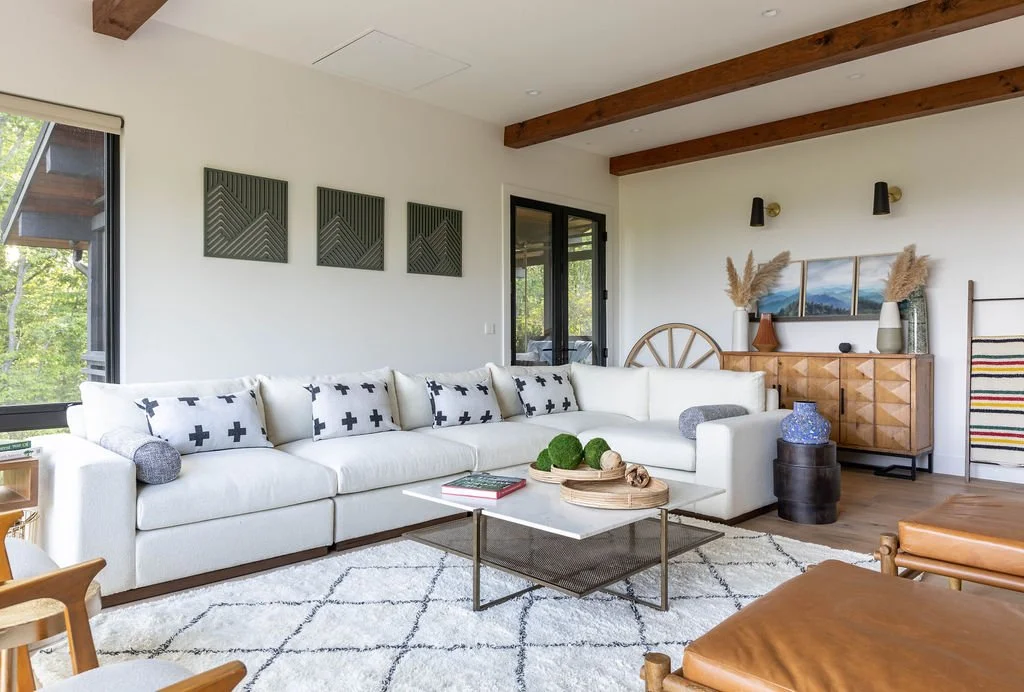 14. family-room-modern-rustic-beverly-hills-home.jpg.jpg