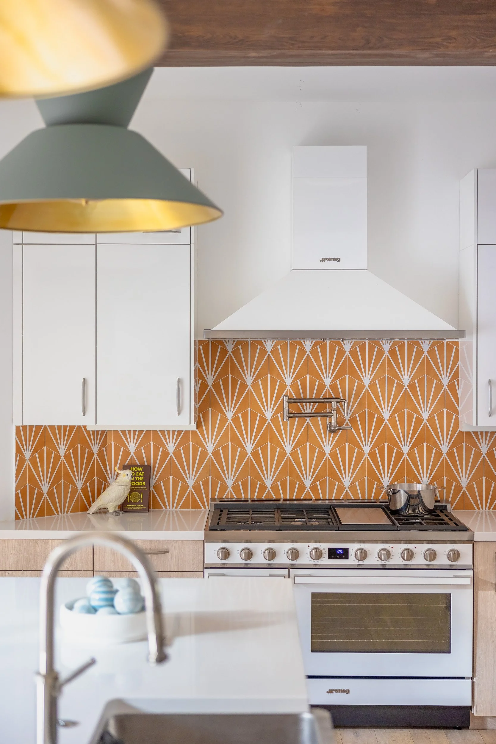 105. range-detail-modern-retro-brentwood-los-angeles.jpg.jpg
