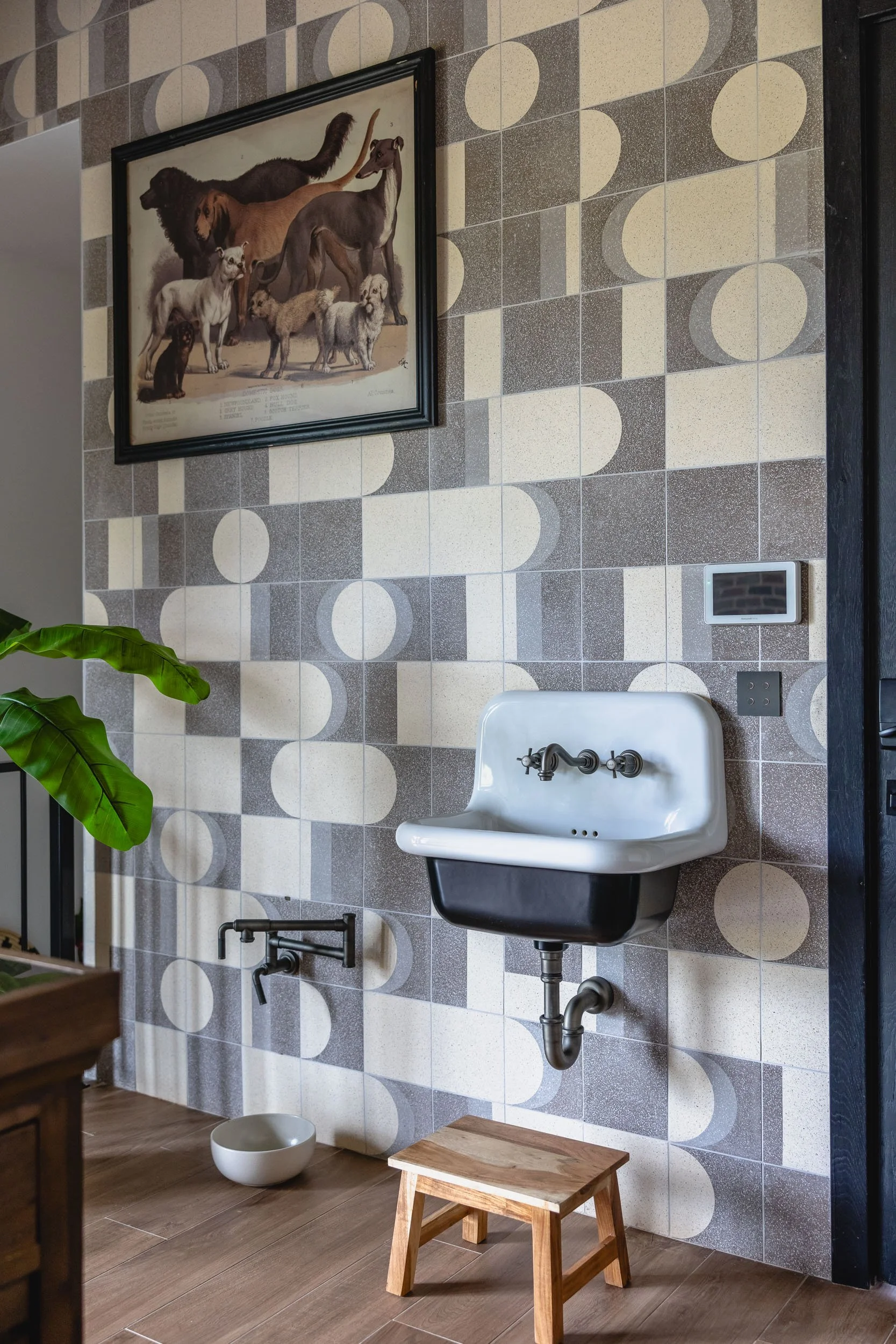 29. pet-wash-station-industrial-modern-los-feliz-home.jpg.jpg