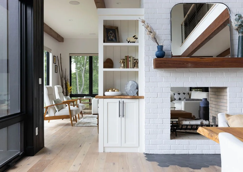 16. fireplace-lounge-organic-modern-santa-monica-home.jpg.jpg