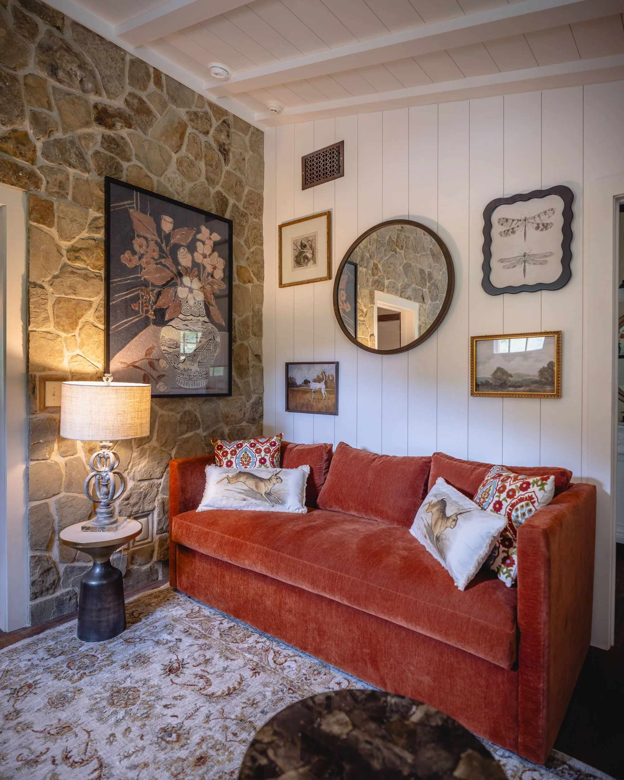 11. sitting-room-traditional-eclectic-hollywood-hills-home.jpg.jpg