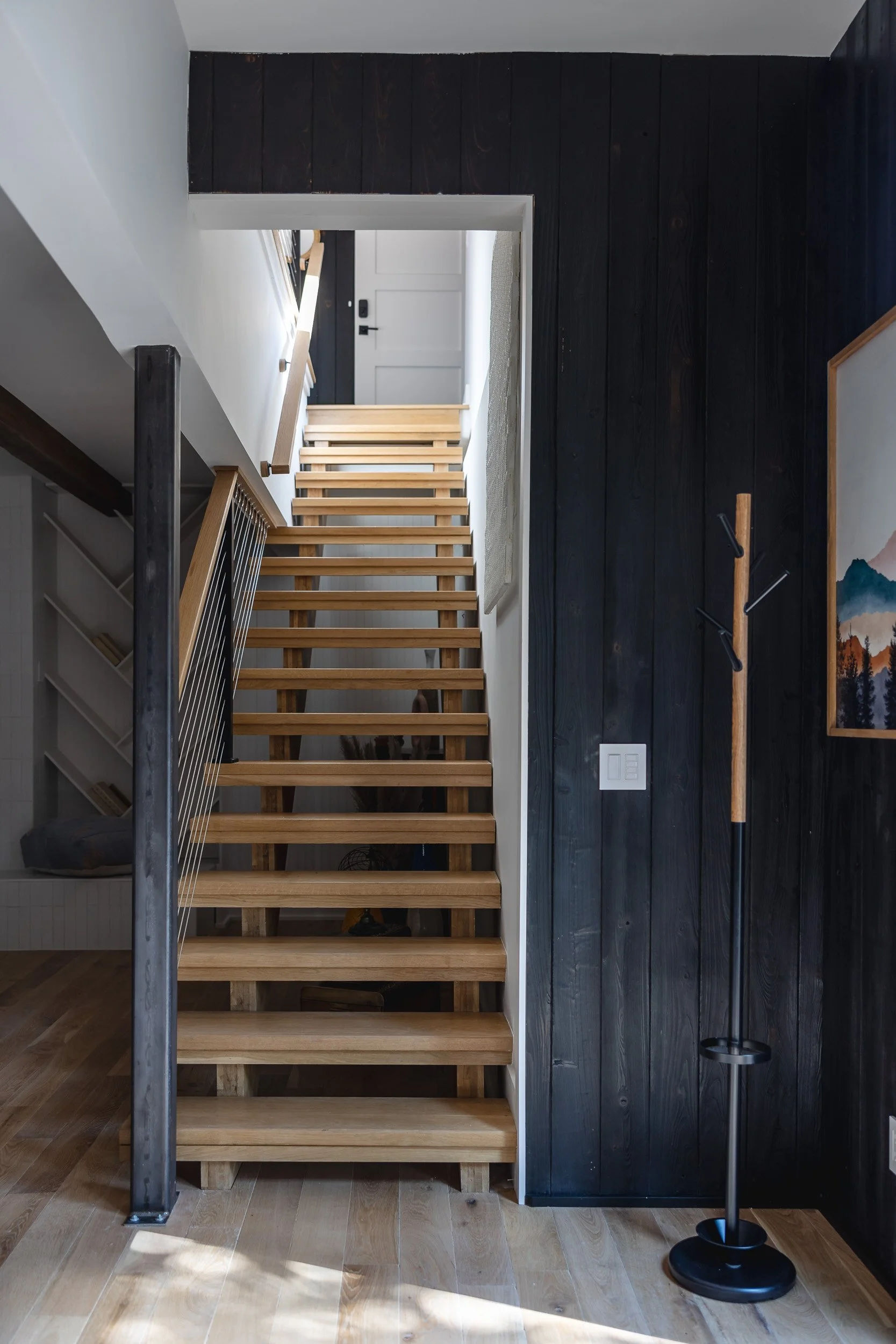 329. staircase-modern-rustic-hollywood-hills-los-angeles-interior-design.jpg.jpg