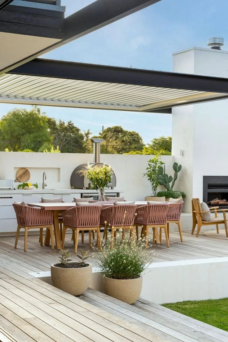 Outdoor Kitchen Design Ideas for Los Angeles Homes