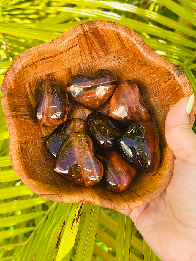 red tiger eye hearts.png