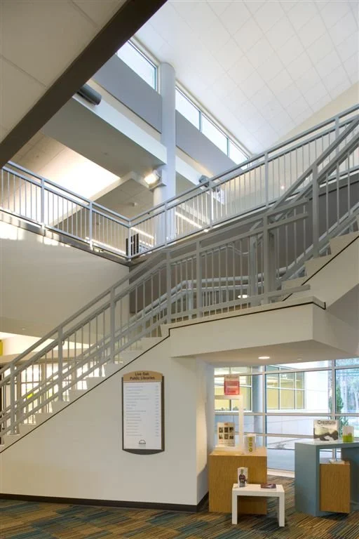 Lobby-Looking-at-Stair-30.jpg