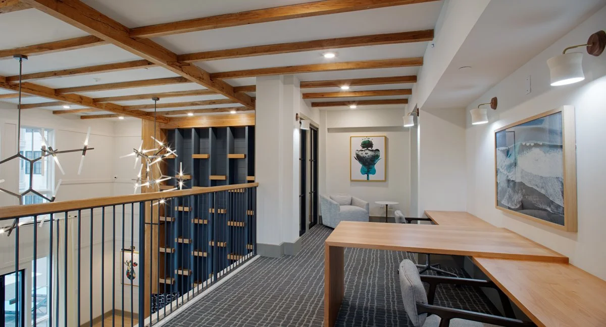 Business-Loft-1.jpg