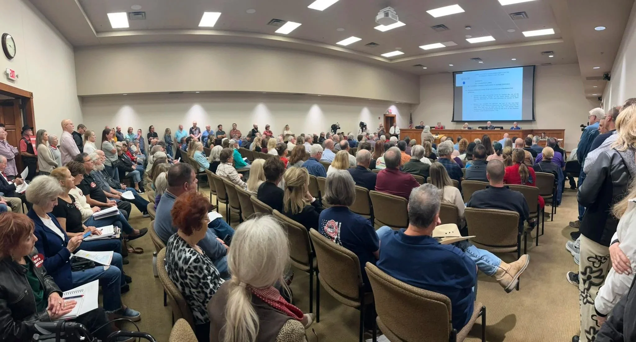 THE GATEWAY TO THE SILICON HILL COUNTRY