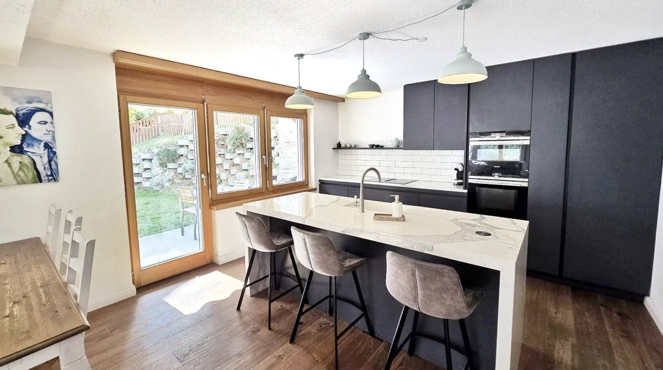 modern kitchen, luxury apartment