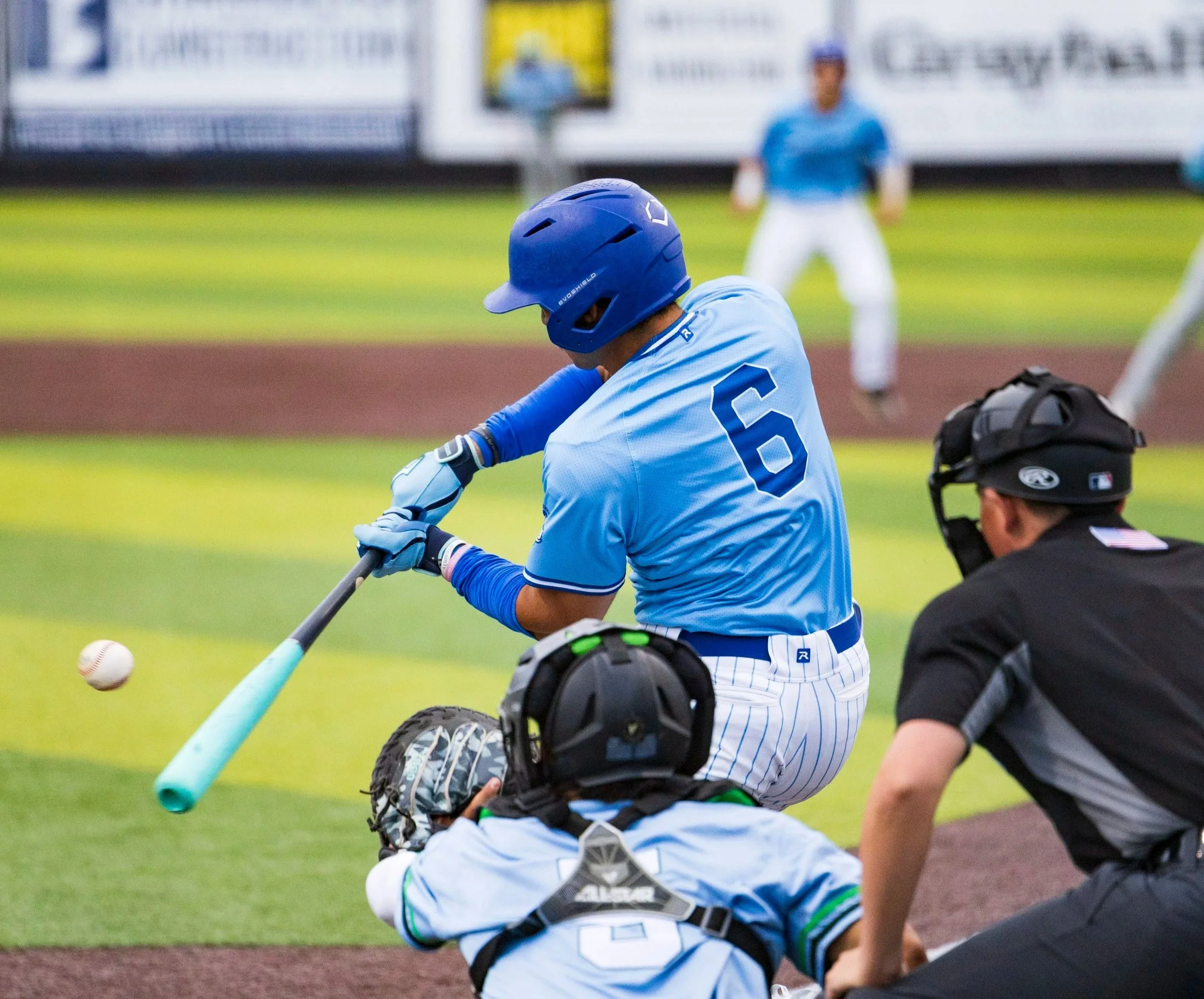 Drifters Erupt for 18 Runs in Nine-Run Victory at Victoria
