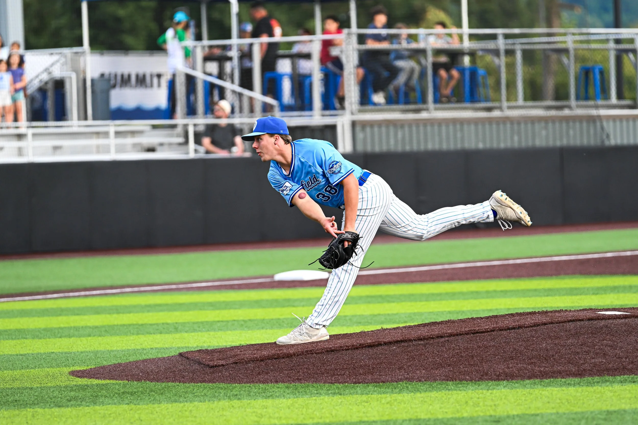 Drifters Shut Out Pippins 3-0 to Win First Game of 2026