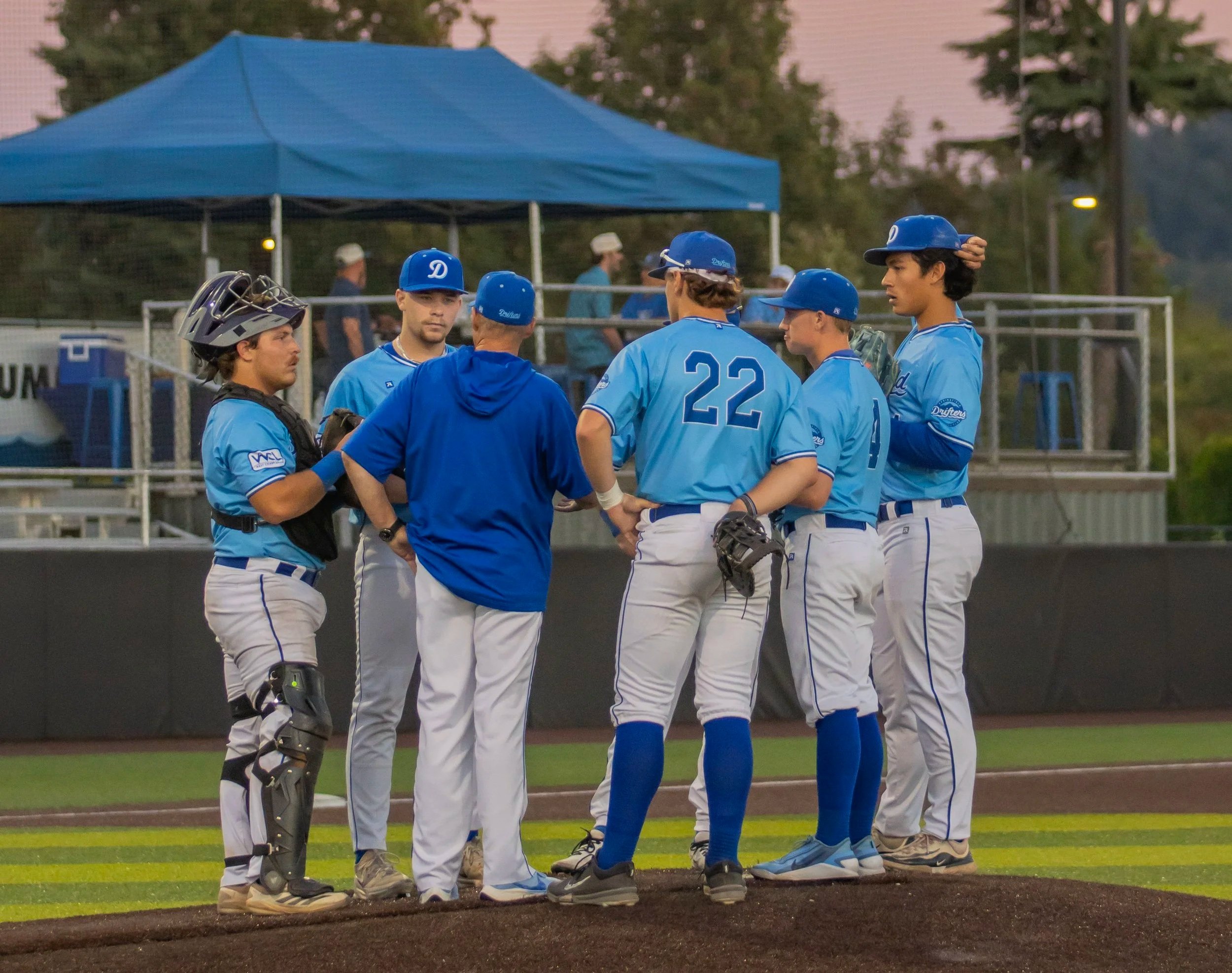 Springfield Drops Game 2 Slugfest to Ridgefield
