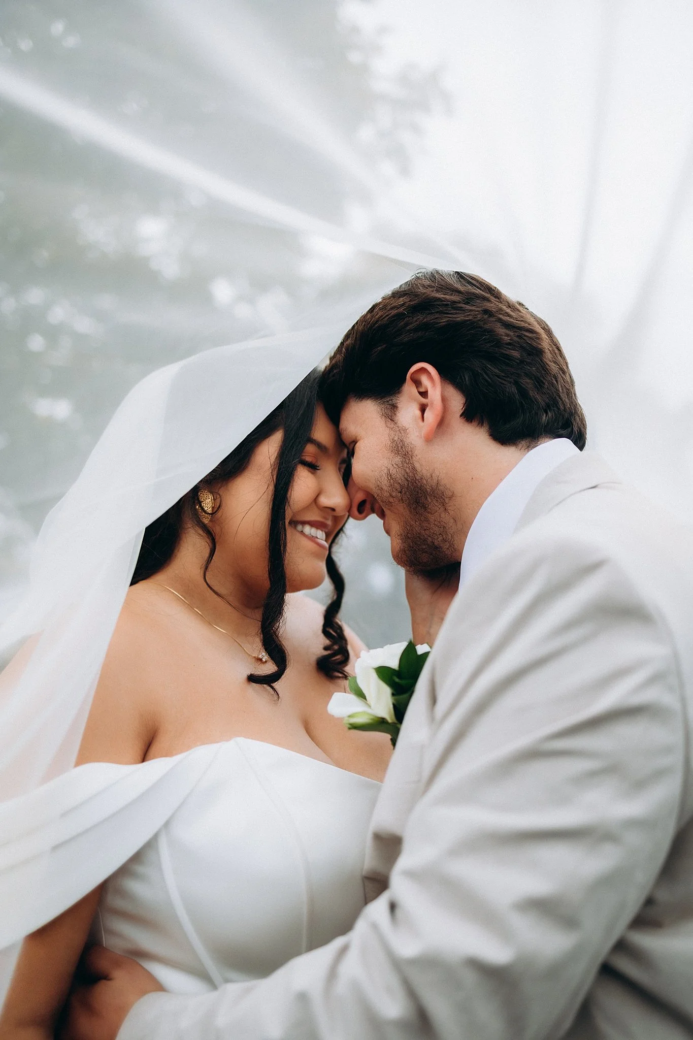 Ana and Paolo’s Autumn Wedding at Apollo Fields