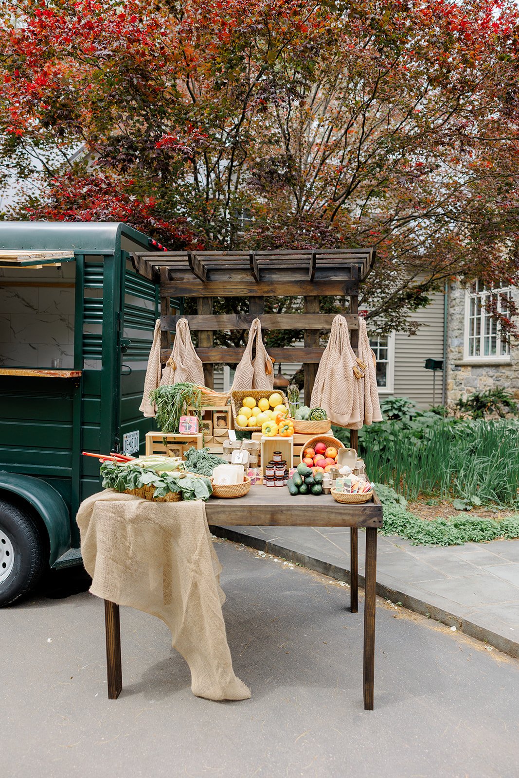 garden-wedding-cocktail-hour-nj.jpg