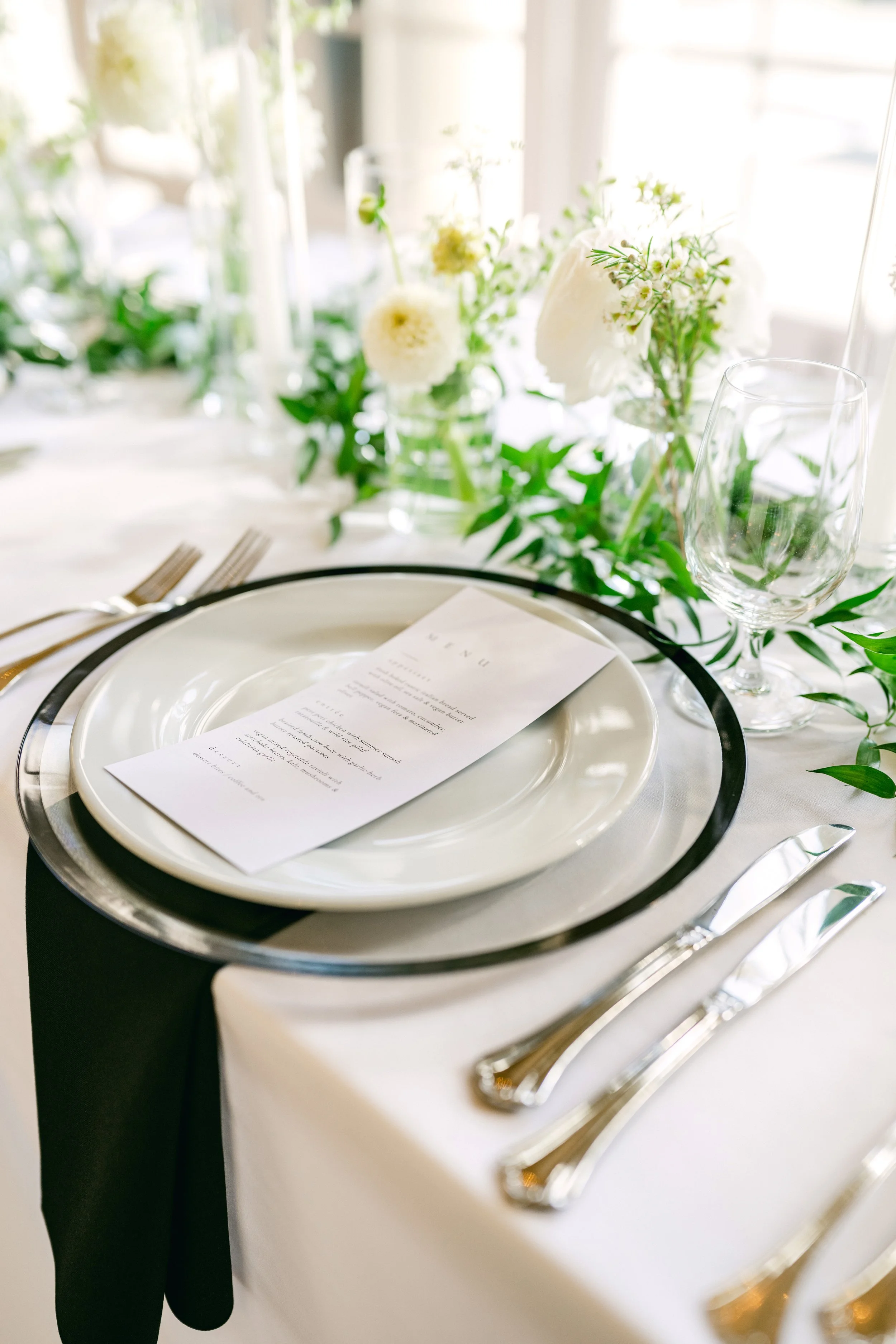 Dinner Party Style Weddings