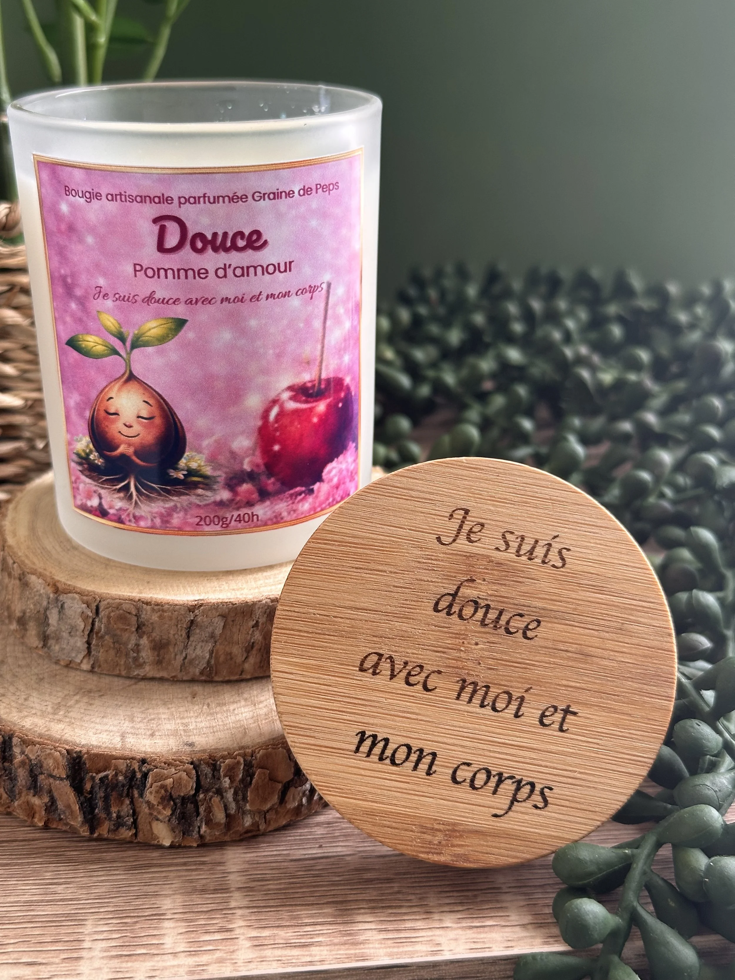 Bougie parfumée douce Pomme d'amour  Collection reprogrammation sensorielle