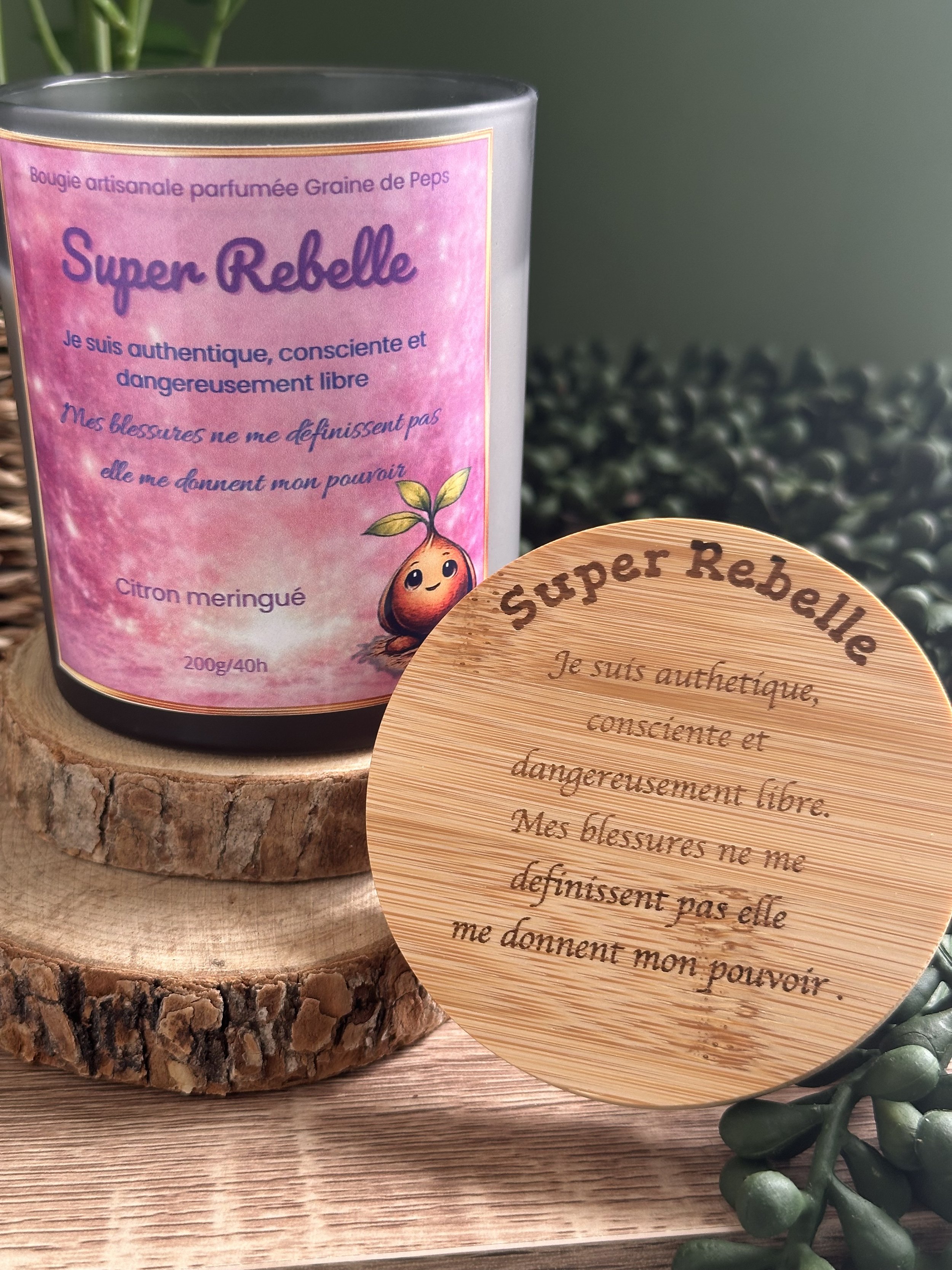 Bougie parfumée Super Rebelle - Citron meringué  Collection accompagnante