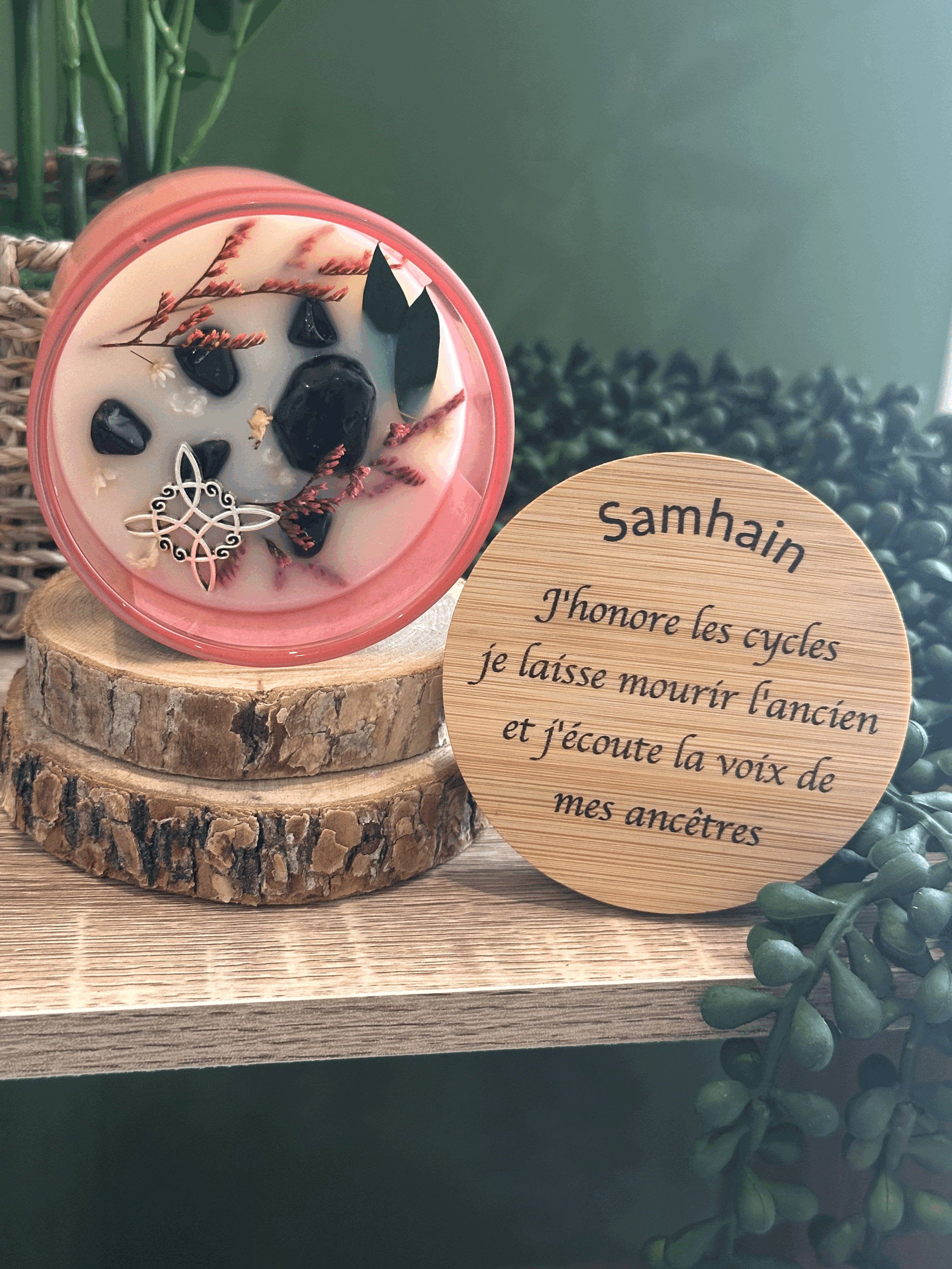 Bougie Sabbat Samhain – Ambre gris & Obsidienne noire | Roue de l’Année