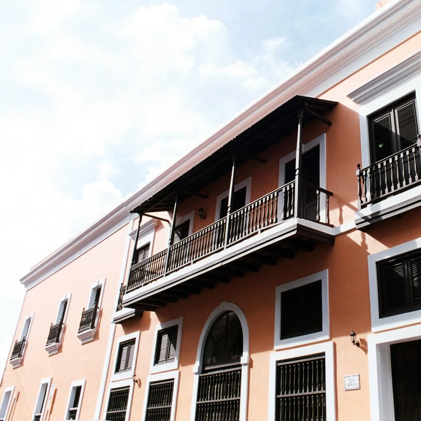 Around old San Juan.⁣
.⁣
.⁣
.⁣
.⁣
.⁣
#35mm #35mmfilm #actor #analog #analogphotography #boricua #cinema #cinematography #film #filmcommunity #filmfeed #filmisalive #filmisnotdead #filmphoto #filmphotography #filmwave #ishootfilm #isladelencanto #koda