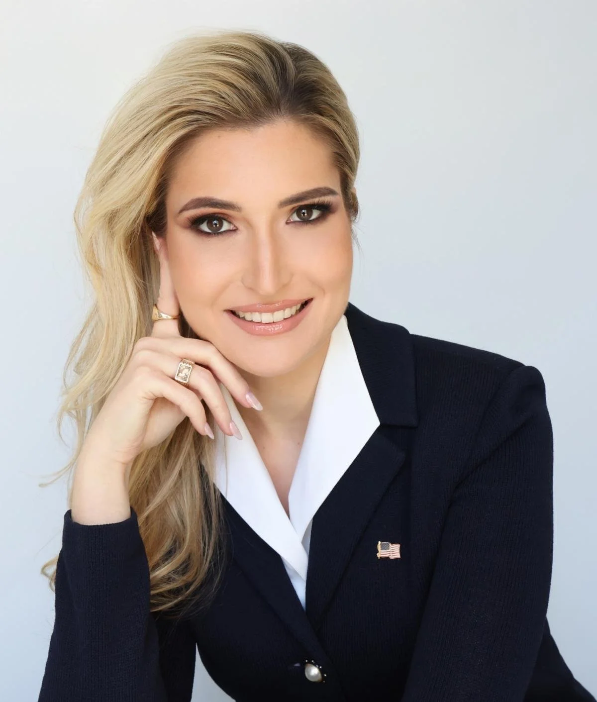 Retired NYPD Detective &amp; Co-Host of ﻿the Gold Shields Podcast Tom Smith Endorses Caroline Shinkle for Congress