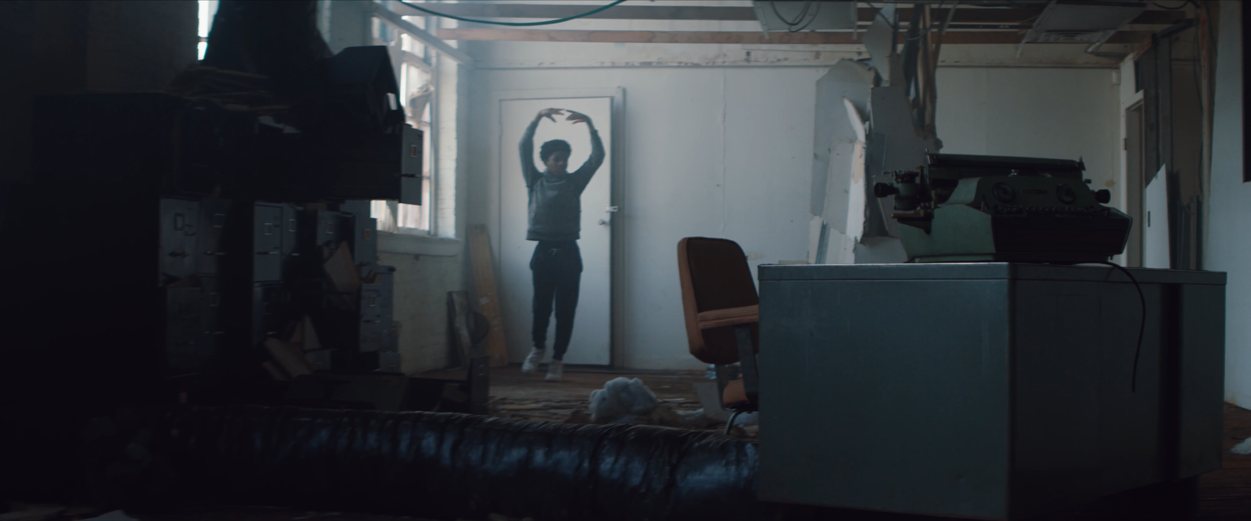 i_can't_think (2160p).00_01_46_13.Still034.png