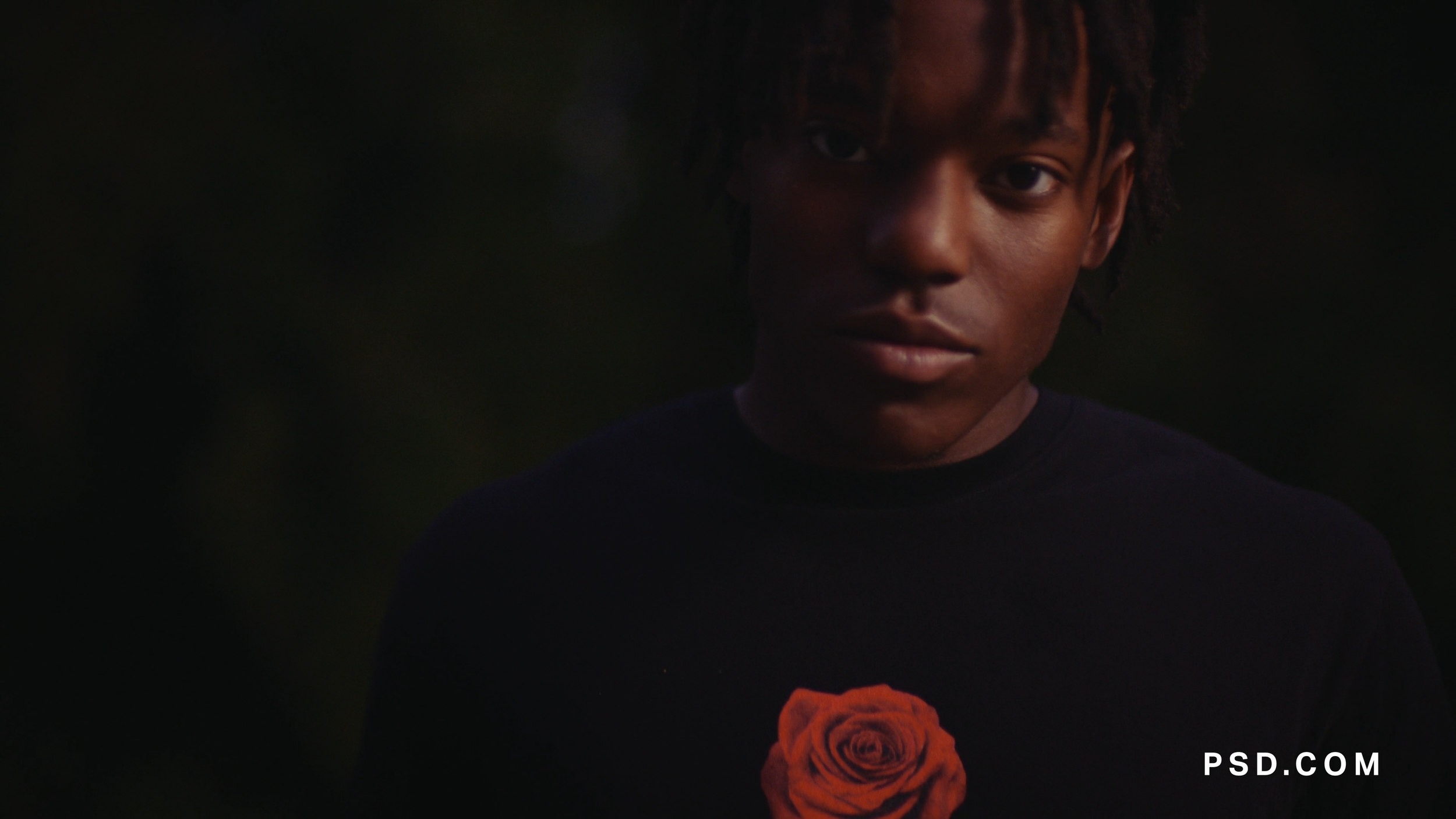 psd_activewear (2160p).00_00_18_13.Still024.png