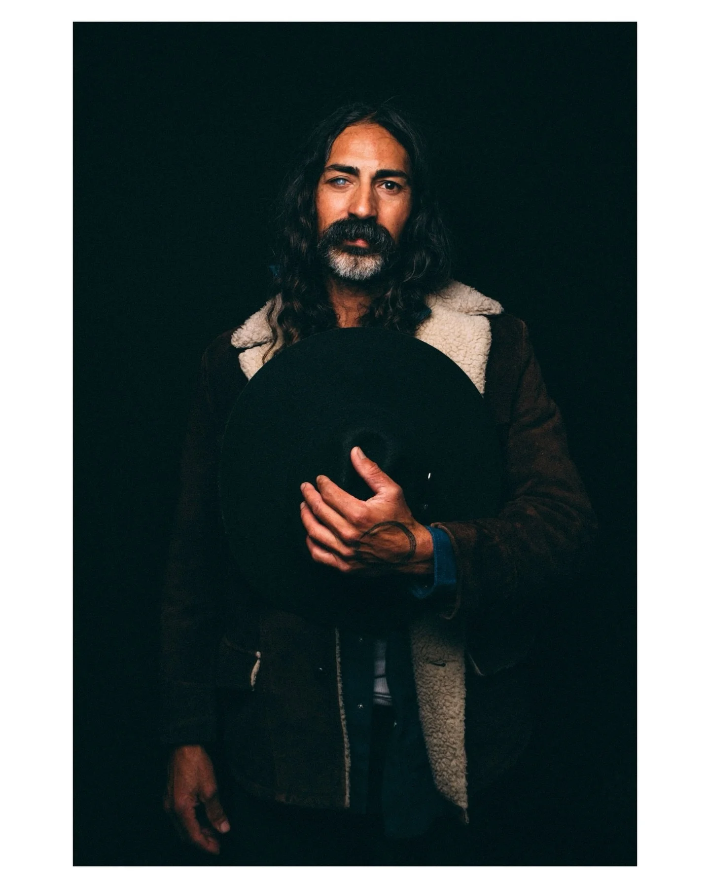 Greg &spades;️ in the studio

Greg is one of the most naturally badass people I&rsquo;ve ever met.  Insanely skilled. Genuinely sweet and kind. The real deal.

We only shot a few frames when he came by the studio, but something about this first one m