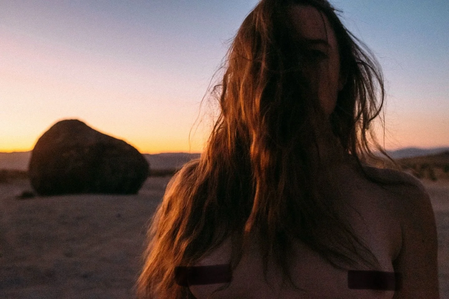 Even stone returns to sand