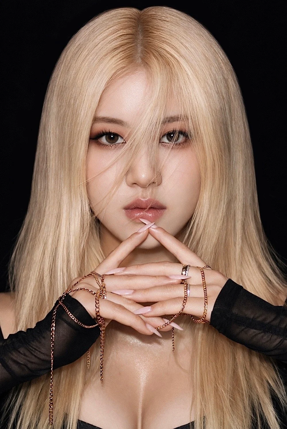 Allissa Shin (p/k/a. ALLISSA), ALLISSA, is a Korean-American R&B musician, model, and celebrity. Represented by Noah Taylor for management at In Phase.