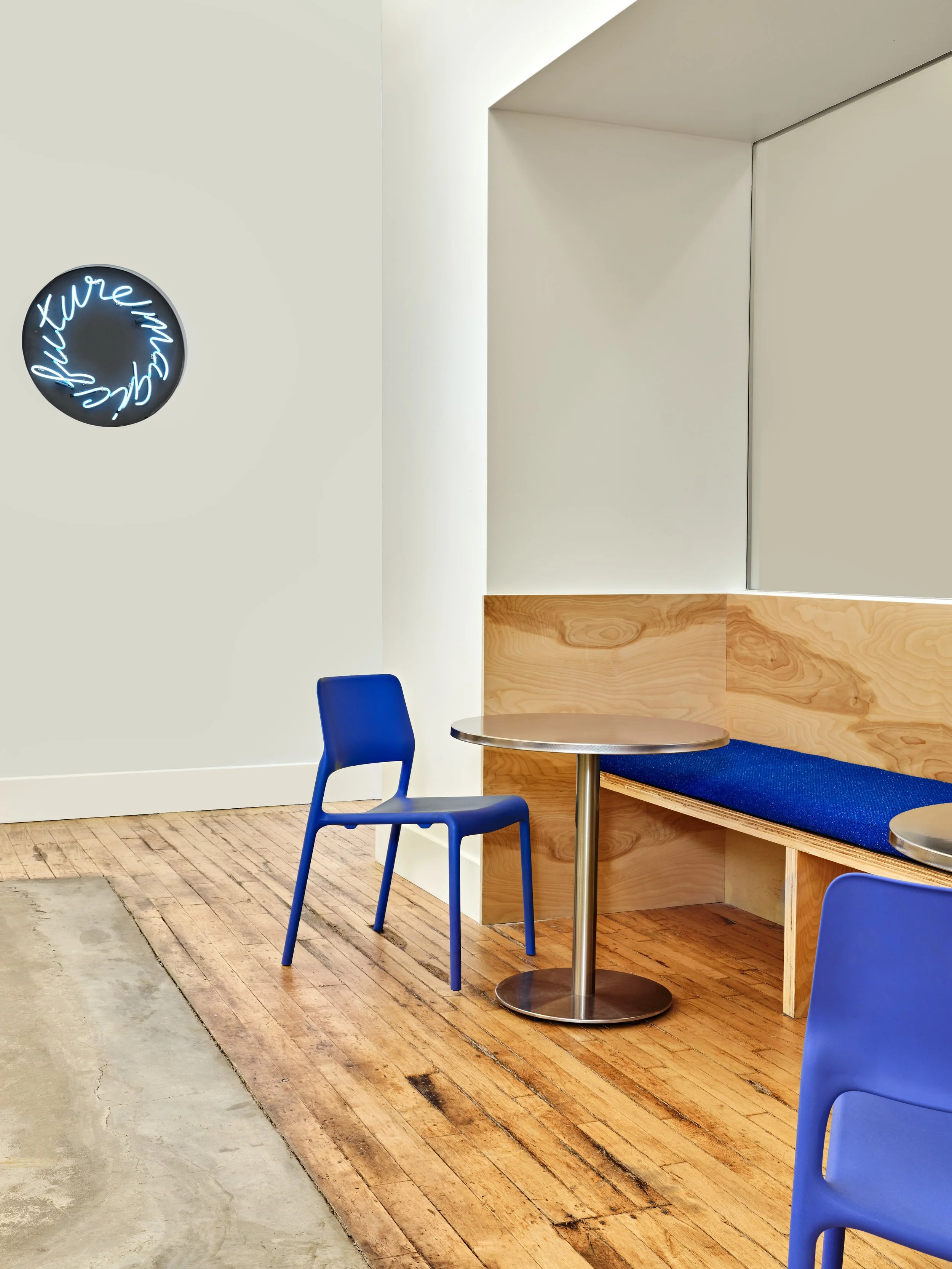 FloatStudio_RedAntler3948 1.jpg