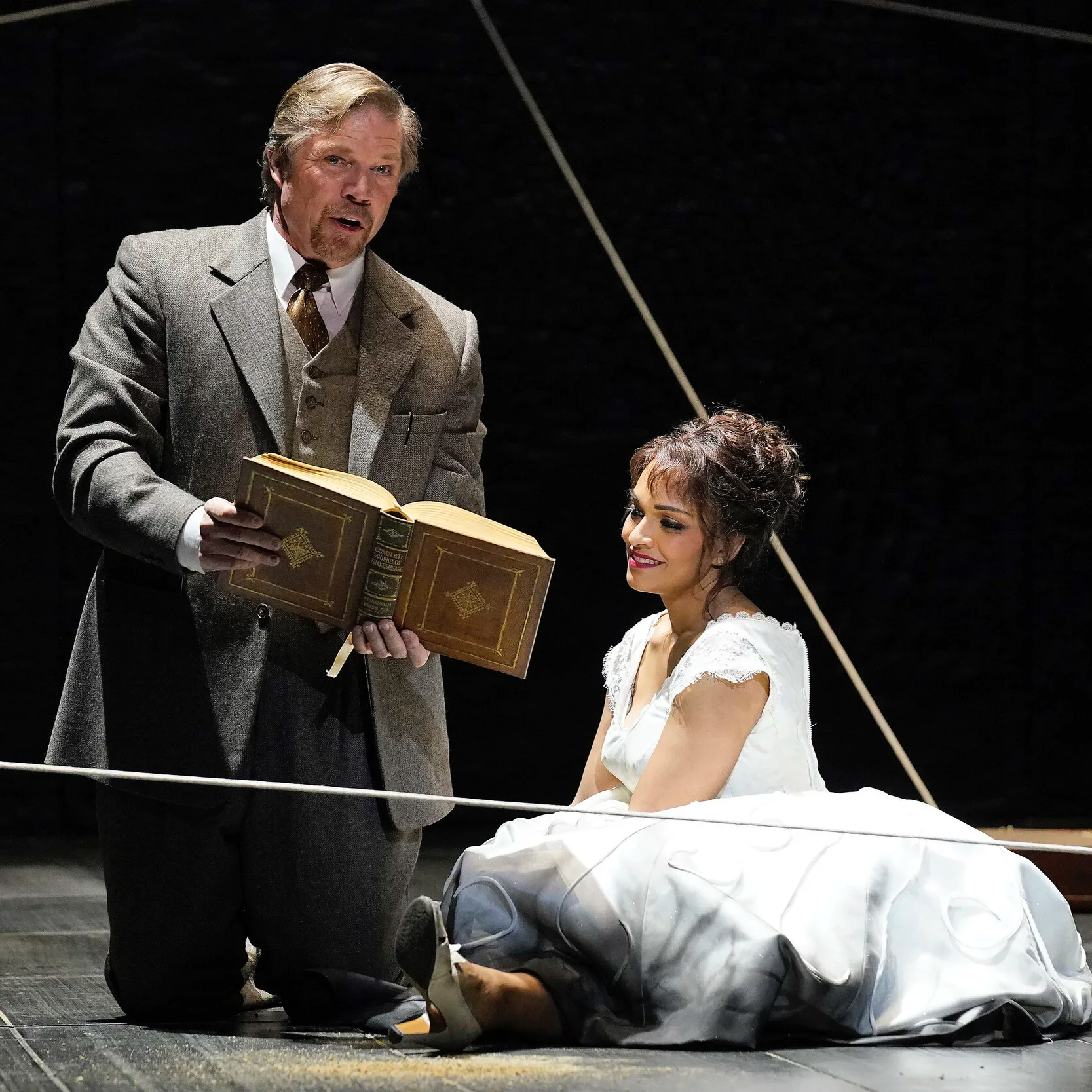 LA Opera's "Eurydice" | A Refreshing Take on the Classical Myth