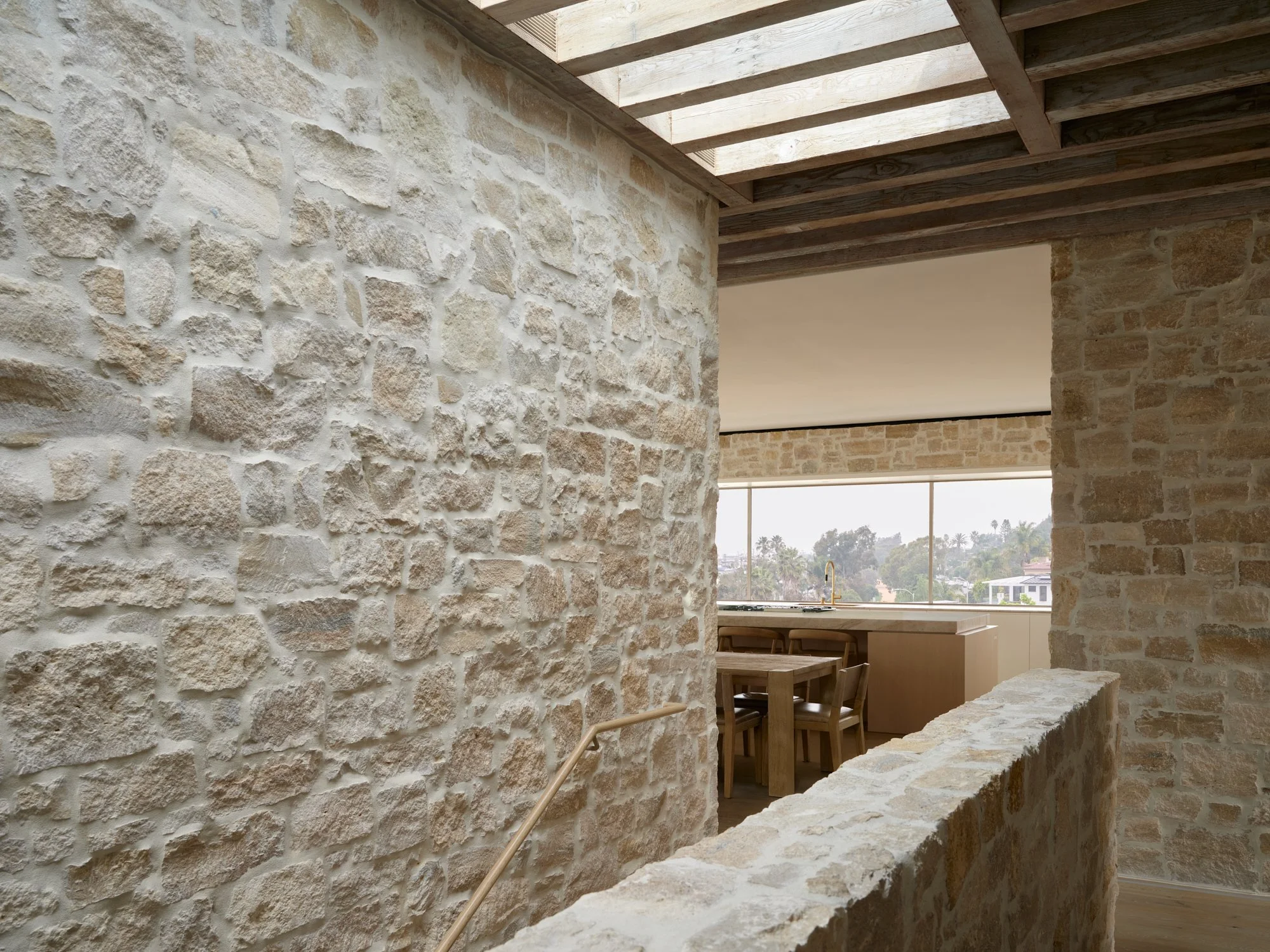 the-stone-house-interior-02.jpg