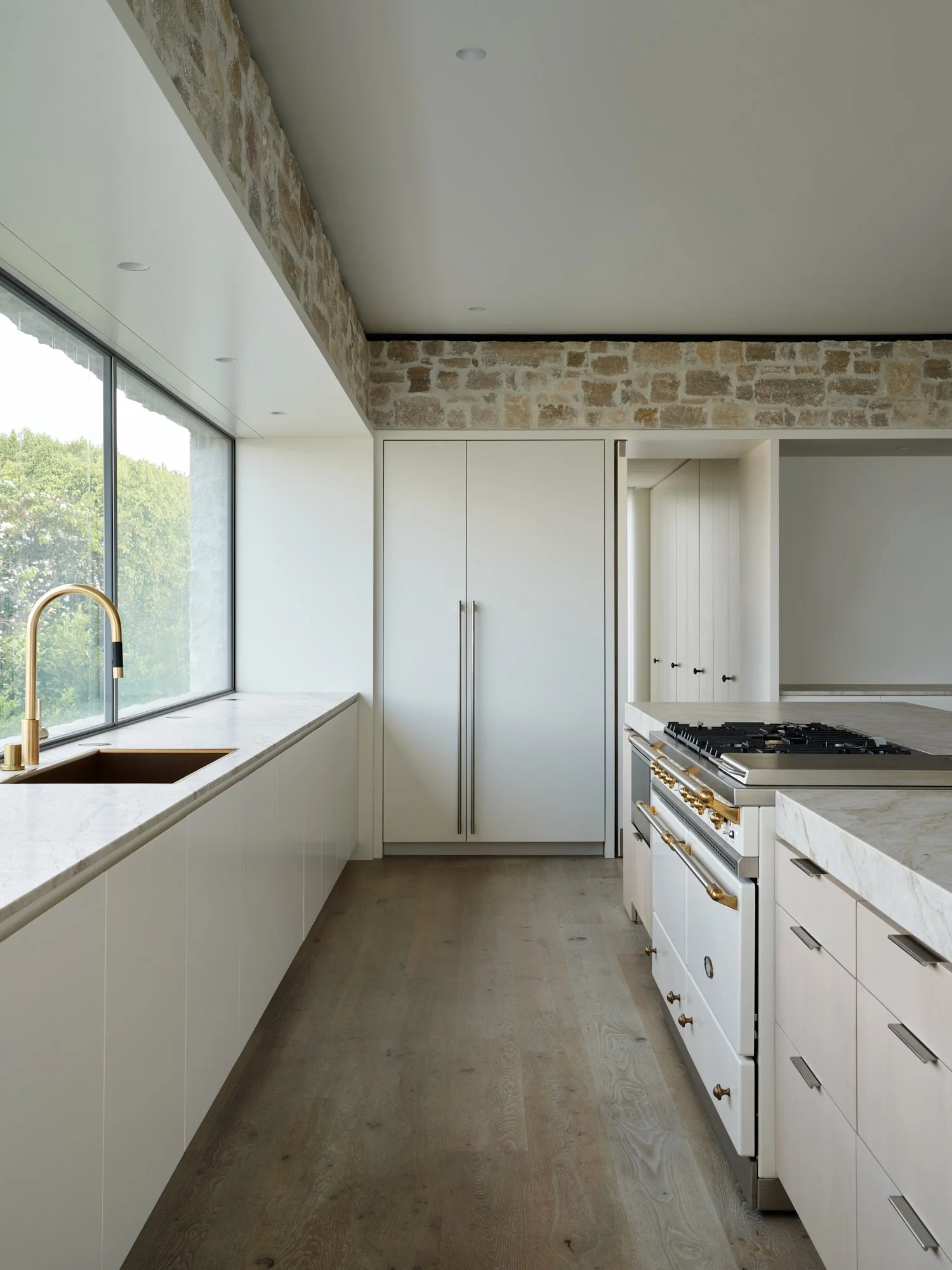 the-stone-kitchen-01.jpg