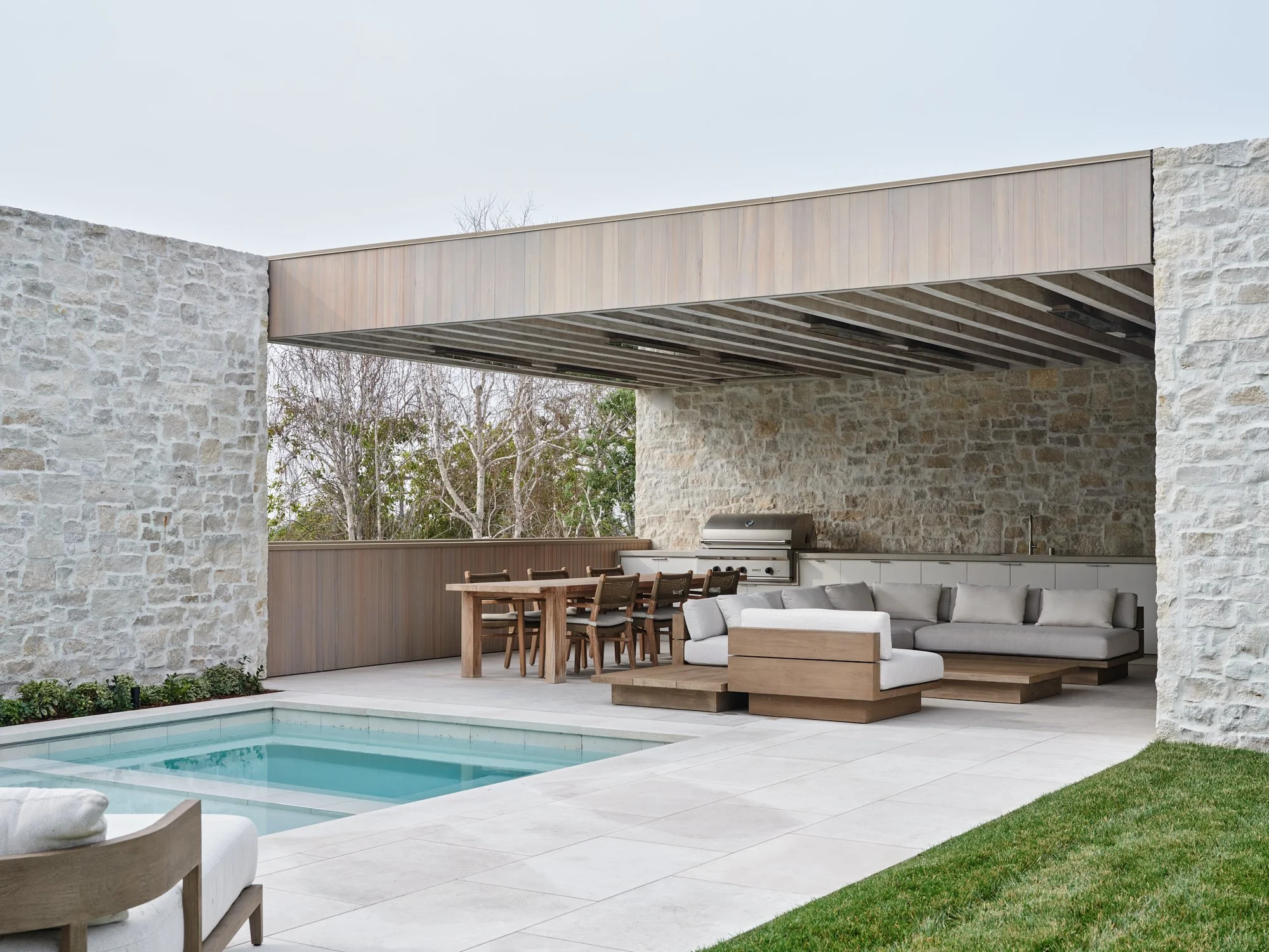 the-stone-house-pool-02.jpg