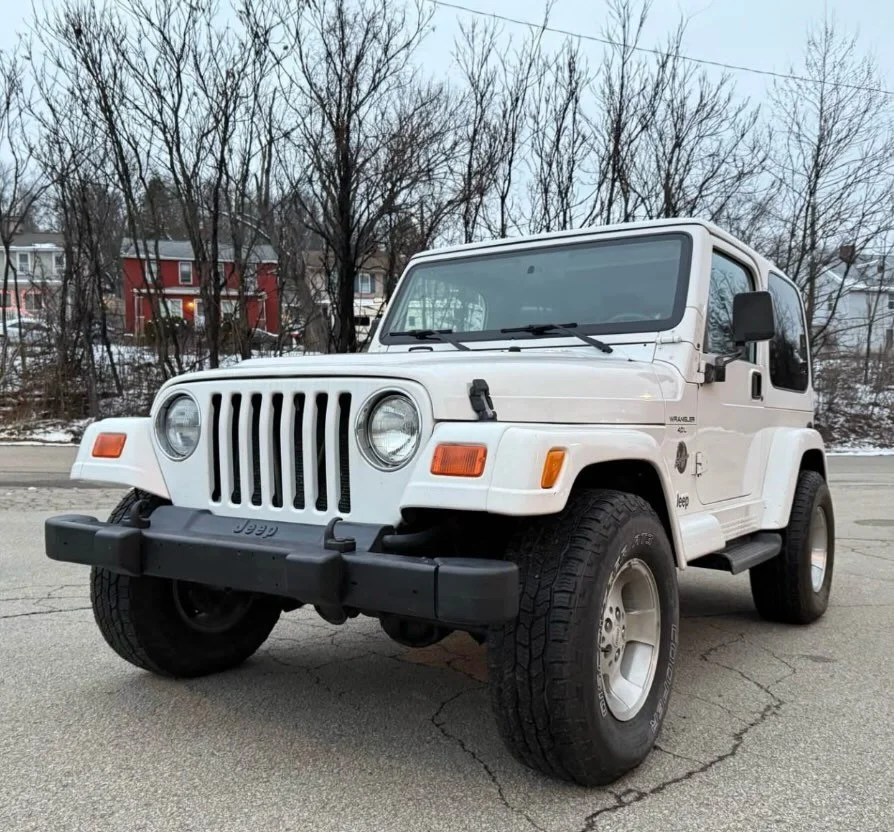 Jeep Wrangler Windshield