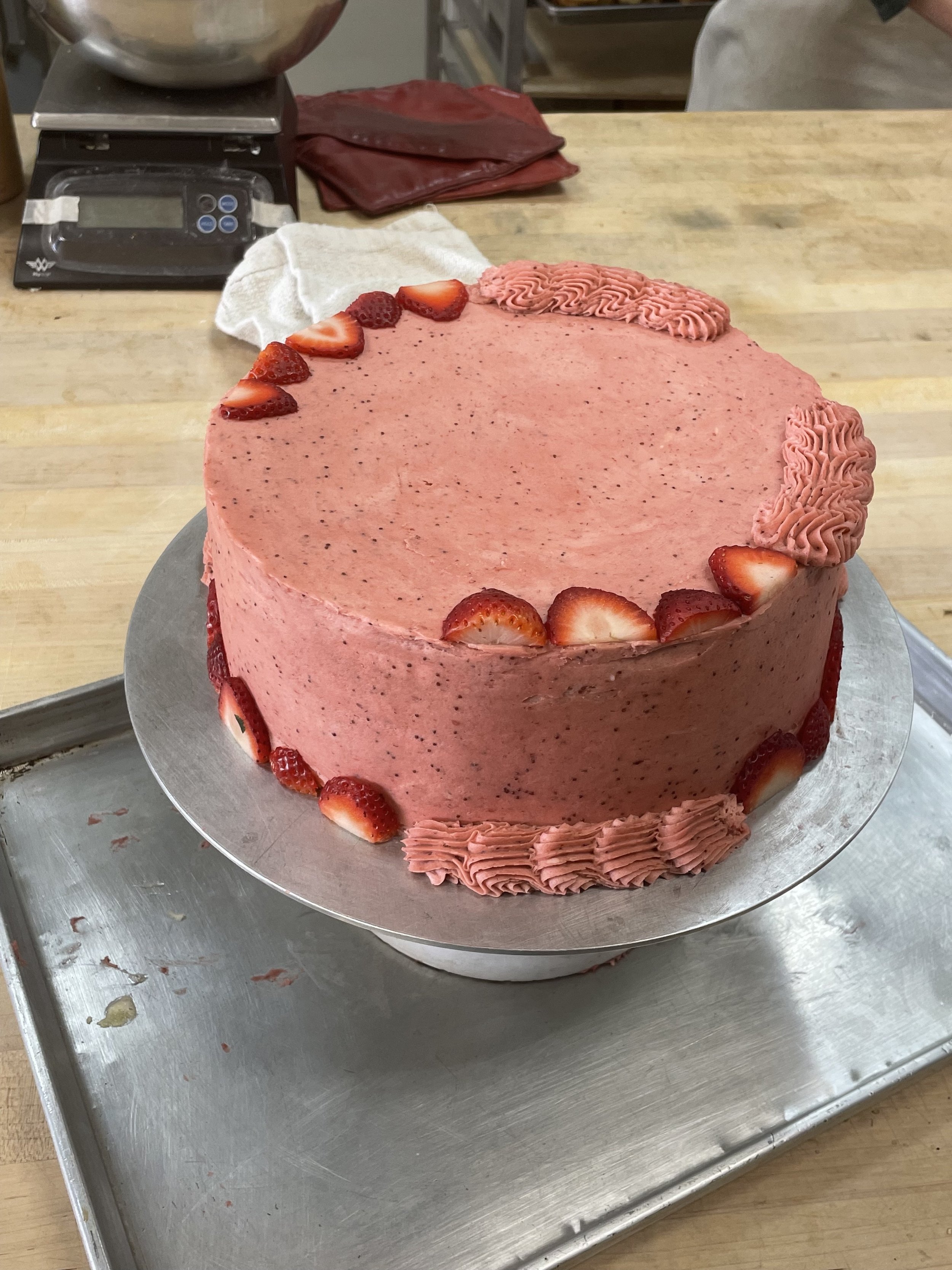 strawb cake.jpg