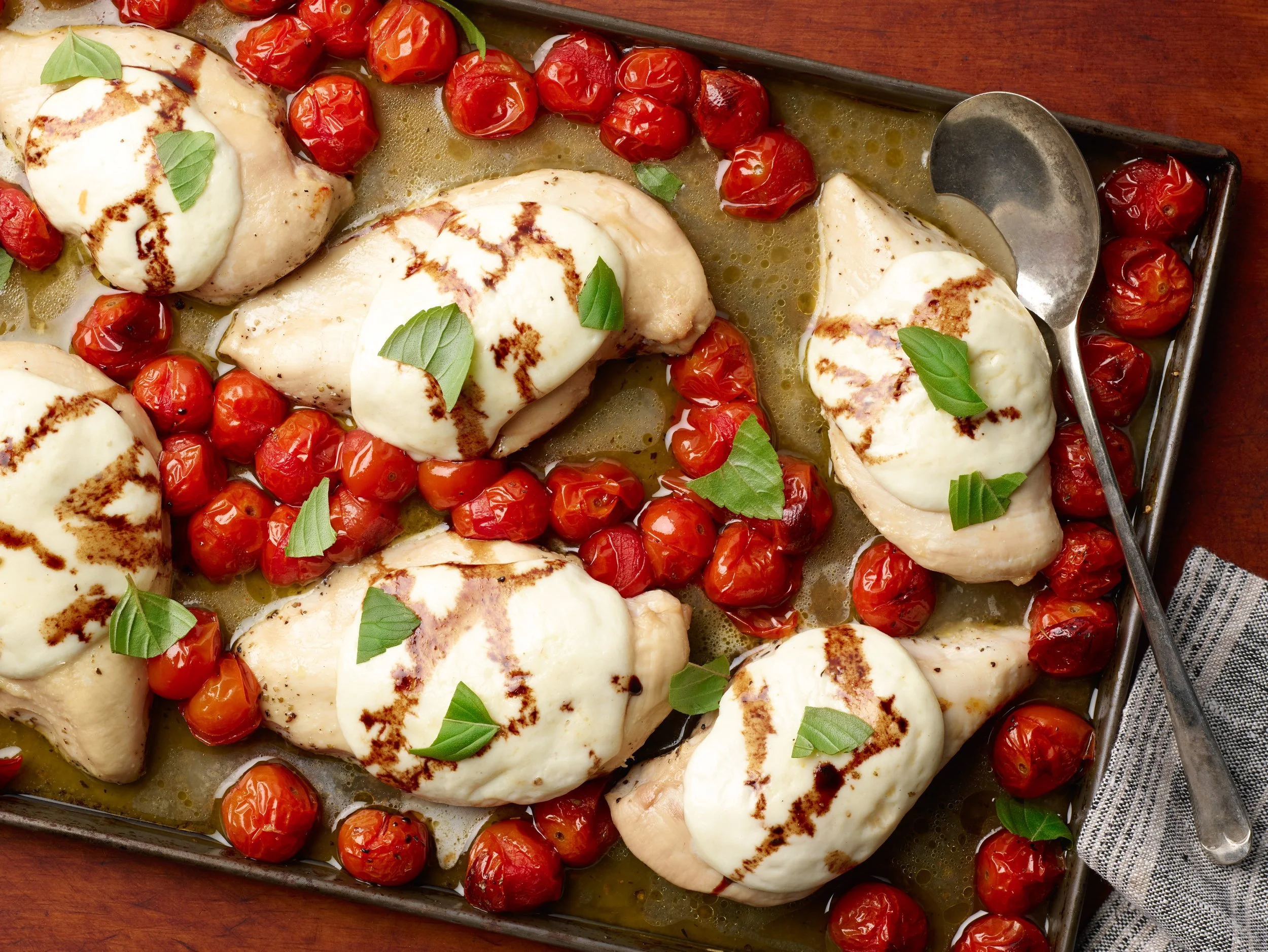 Sheet Pan Caprese Chicken 