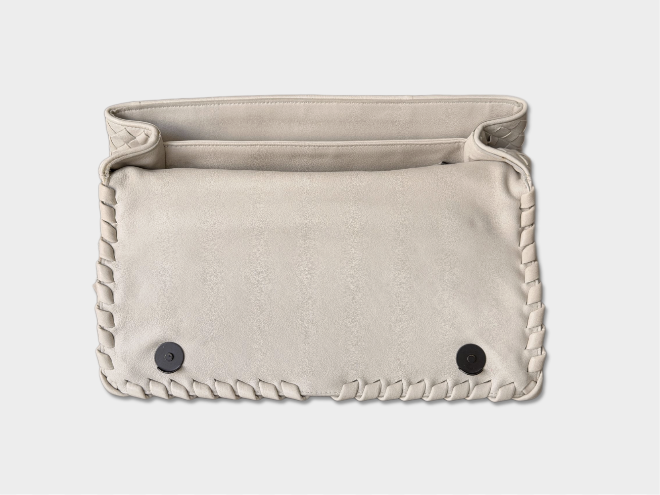 bottega-olimpia-shoulder-bag-cream-5