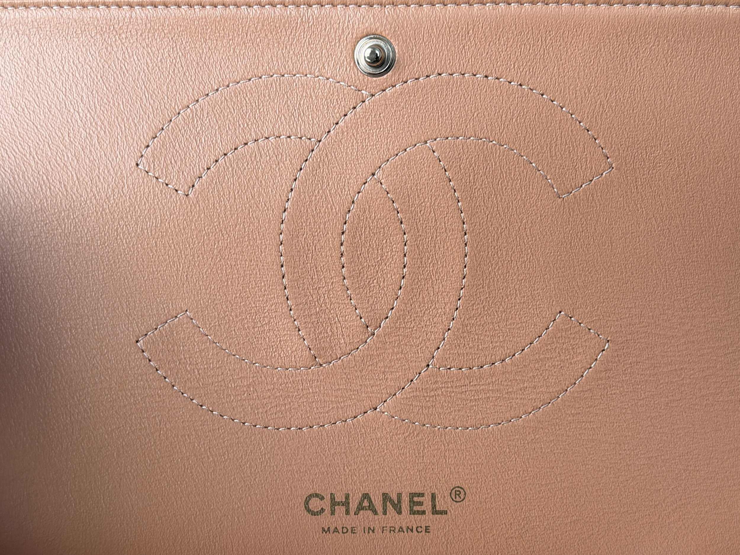 dark-beige-jumbo-chanel-label-232.jpg