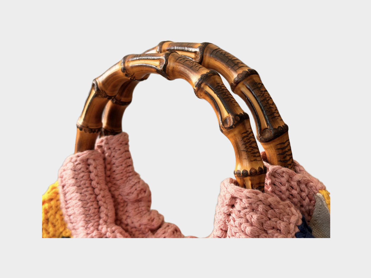 gucci-1955-bamboo-handle-1.png