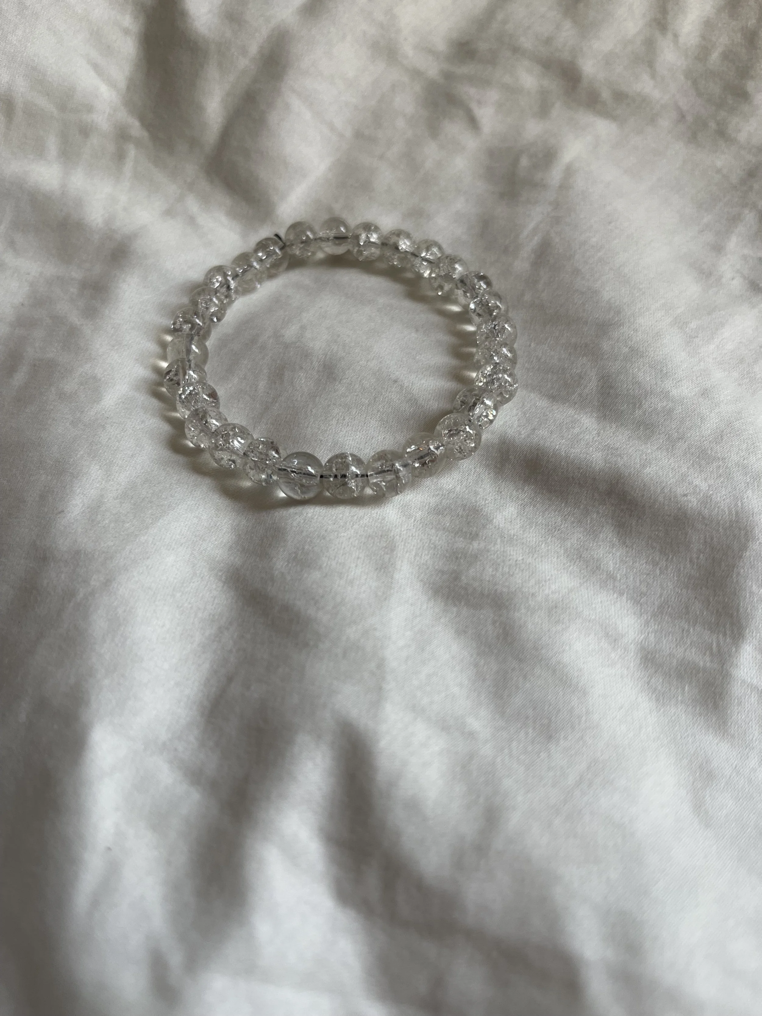 White crackle beaded bracelet