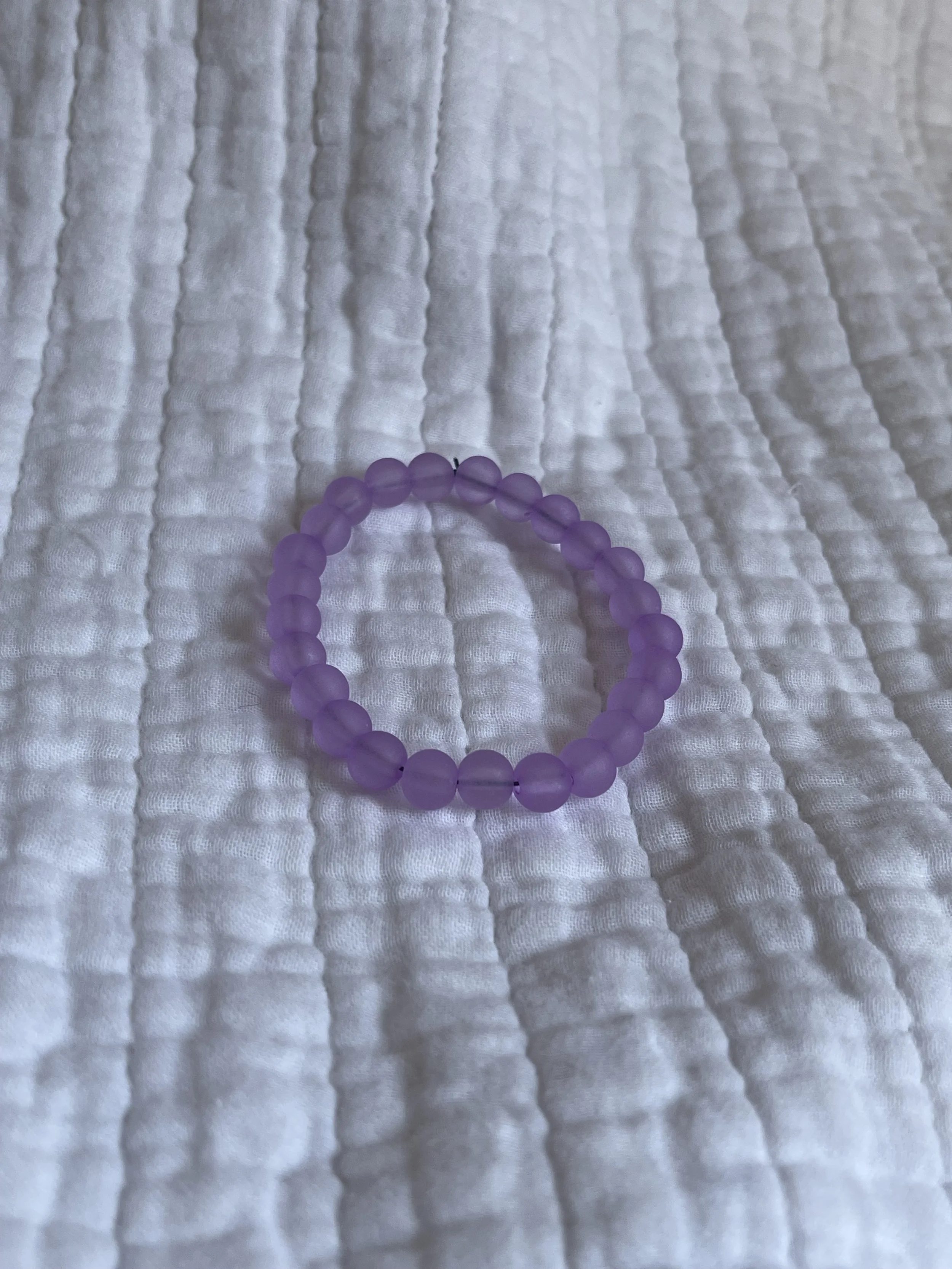 Purple matte beaded bracelet