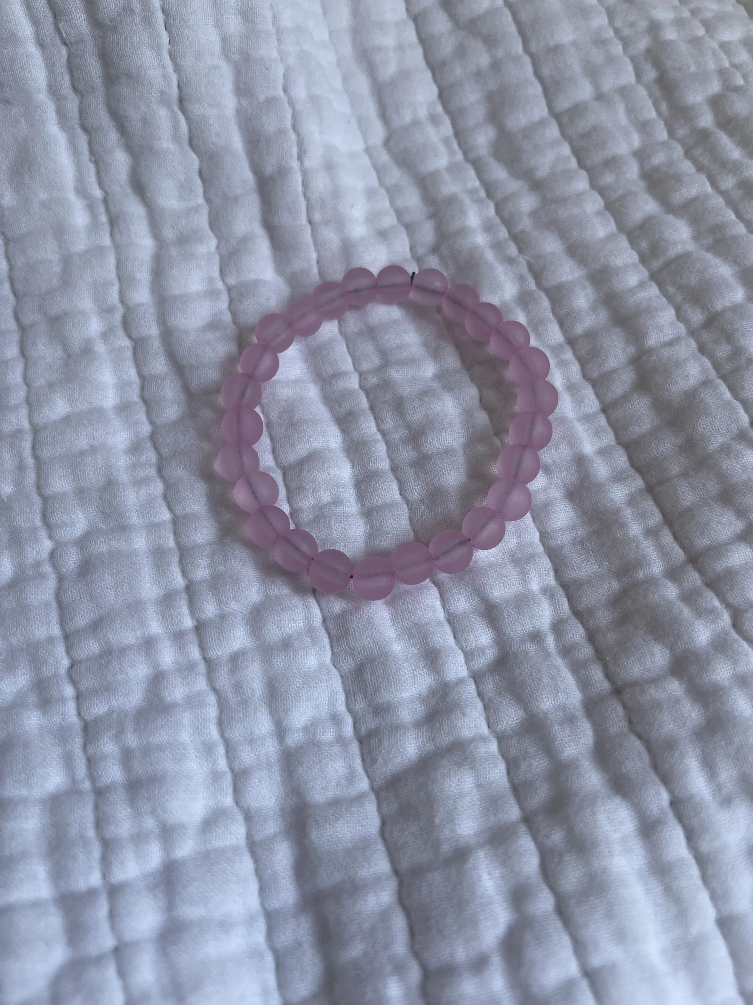 Light pink matte beaded bracelet