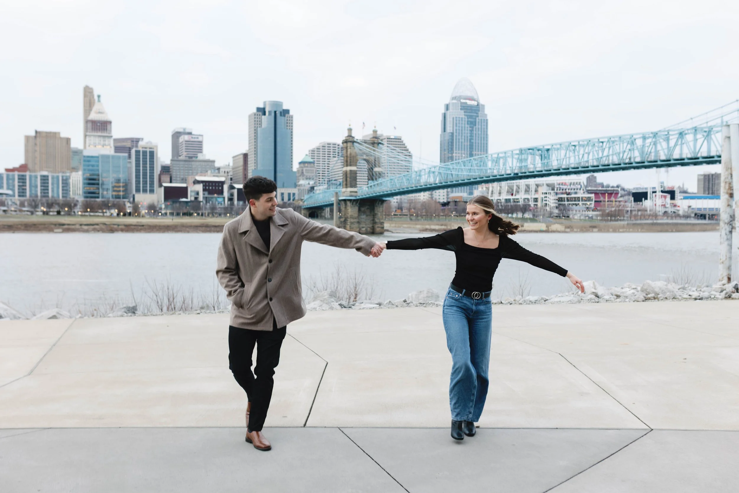 Casey &amp; Maddie | Cincinnati Skyline Proposal 