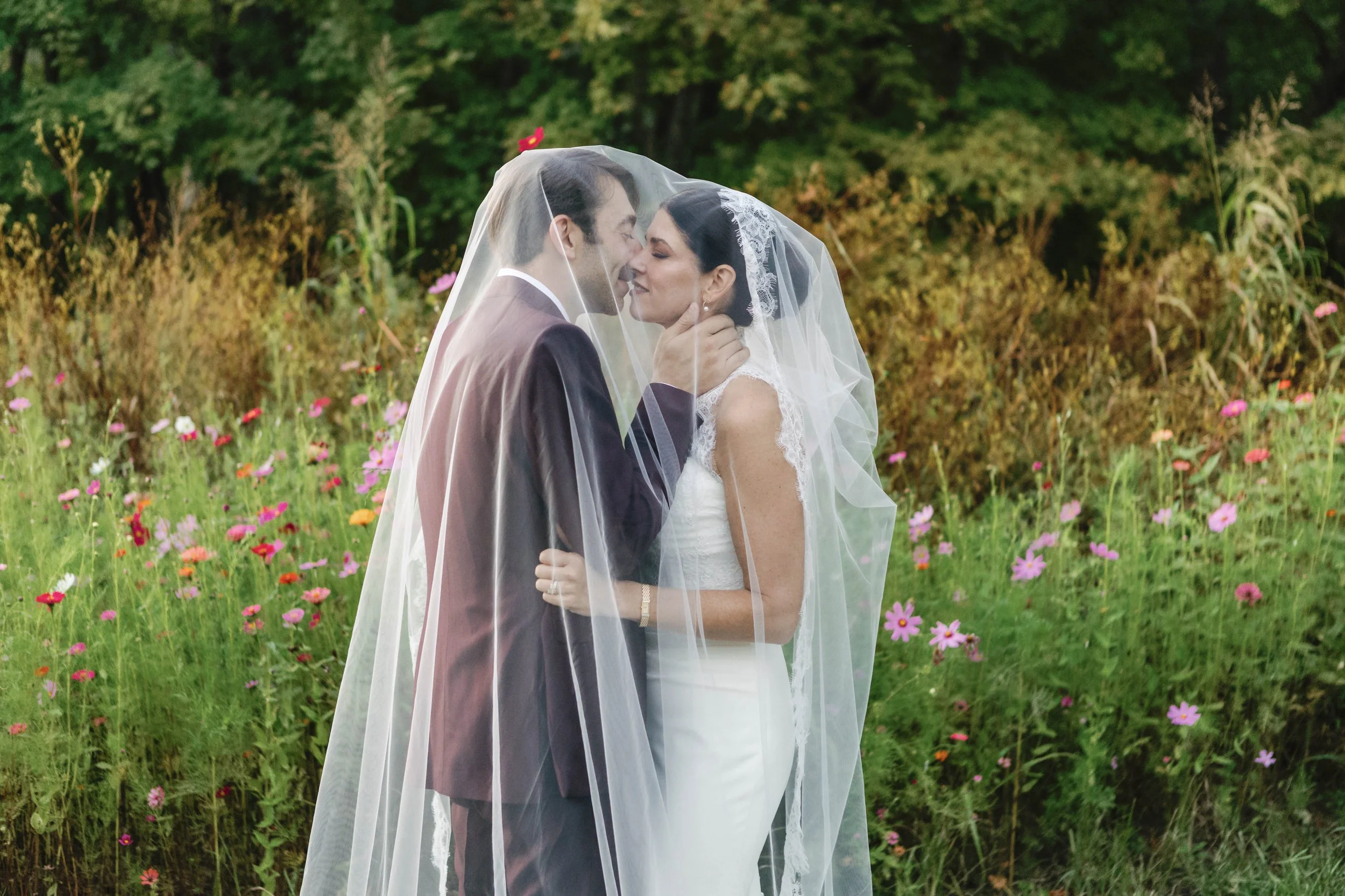Lindsay &amp; Doug | Elegant Kentucky Garden Wedding