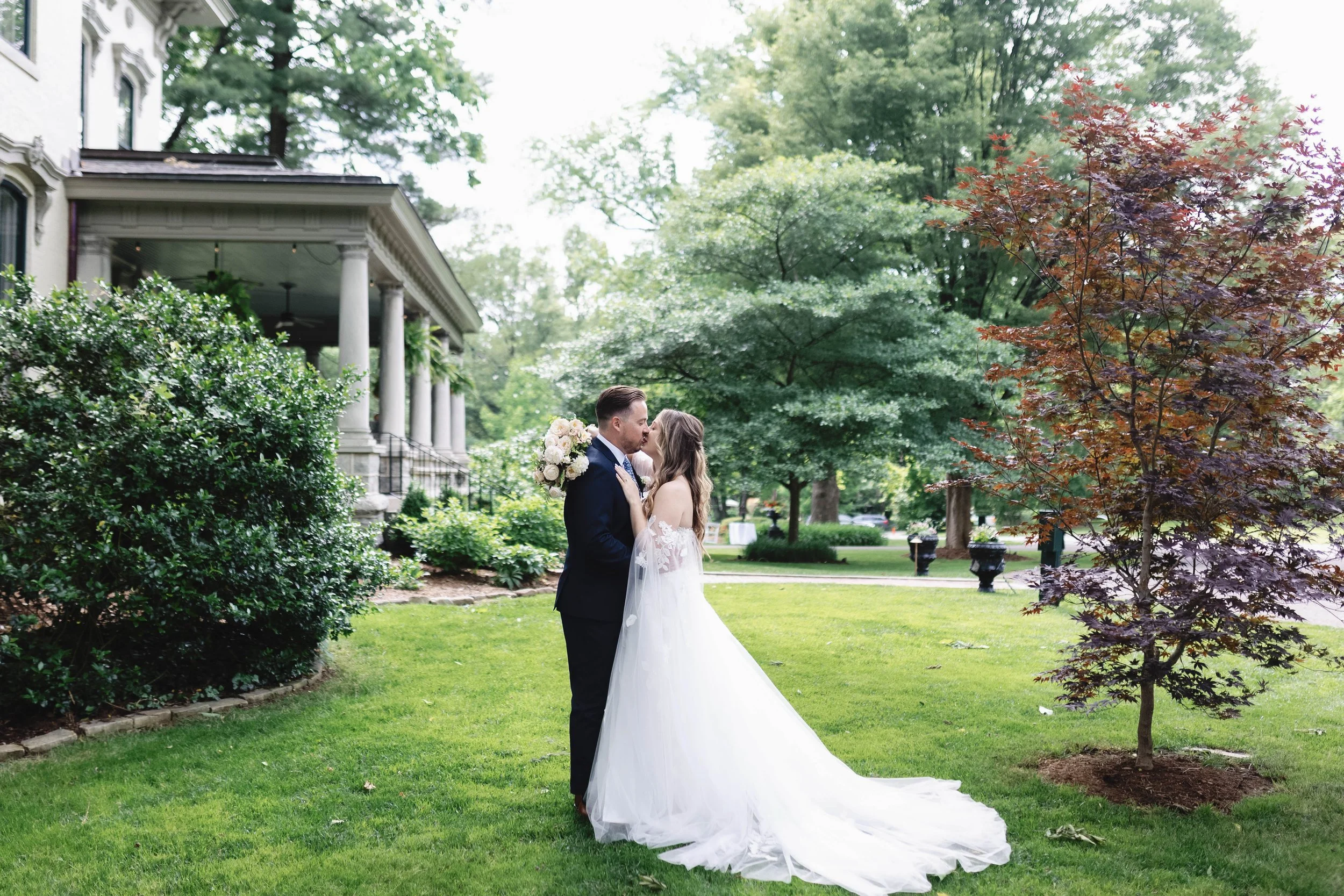 Haley &amp; Neal | Peterson-Dumesnil House Wedding Kentucky  