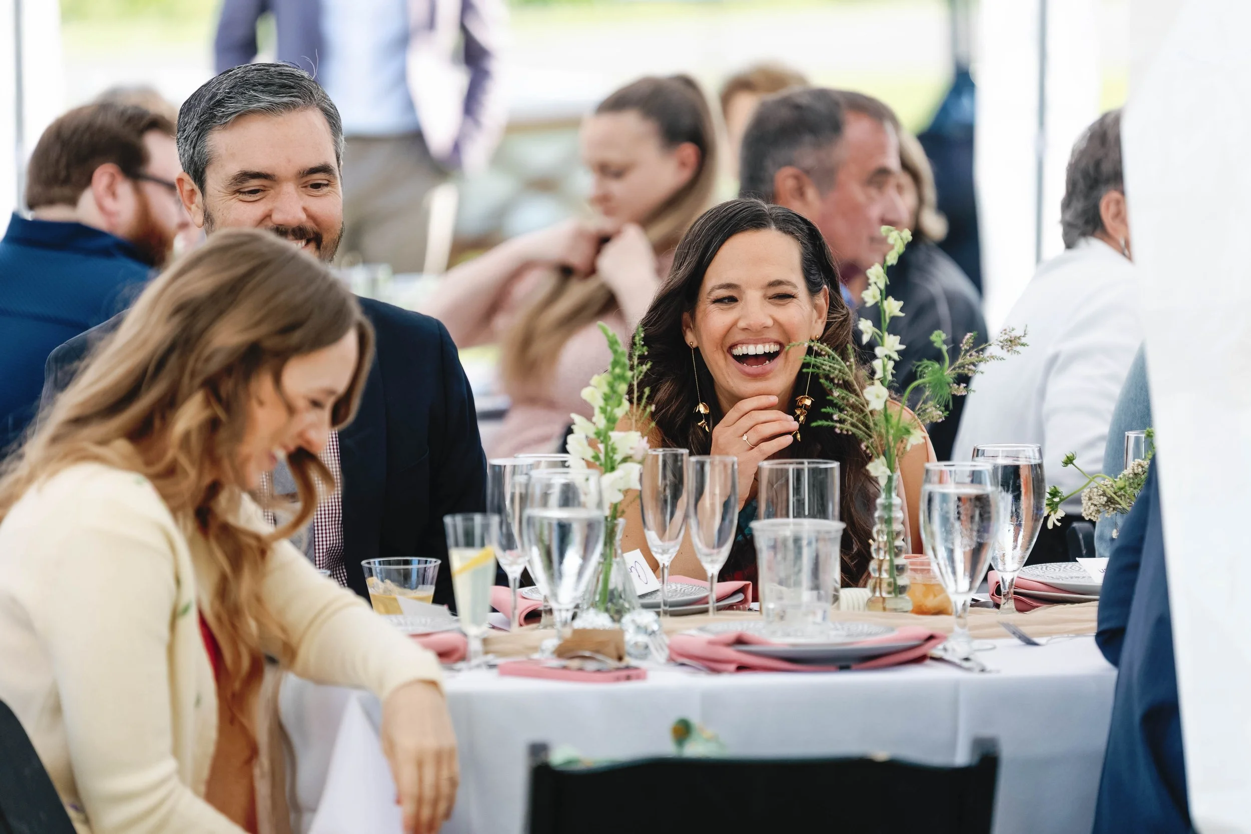 gueenslakekentuckywedding (32 of 114).jpg