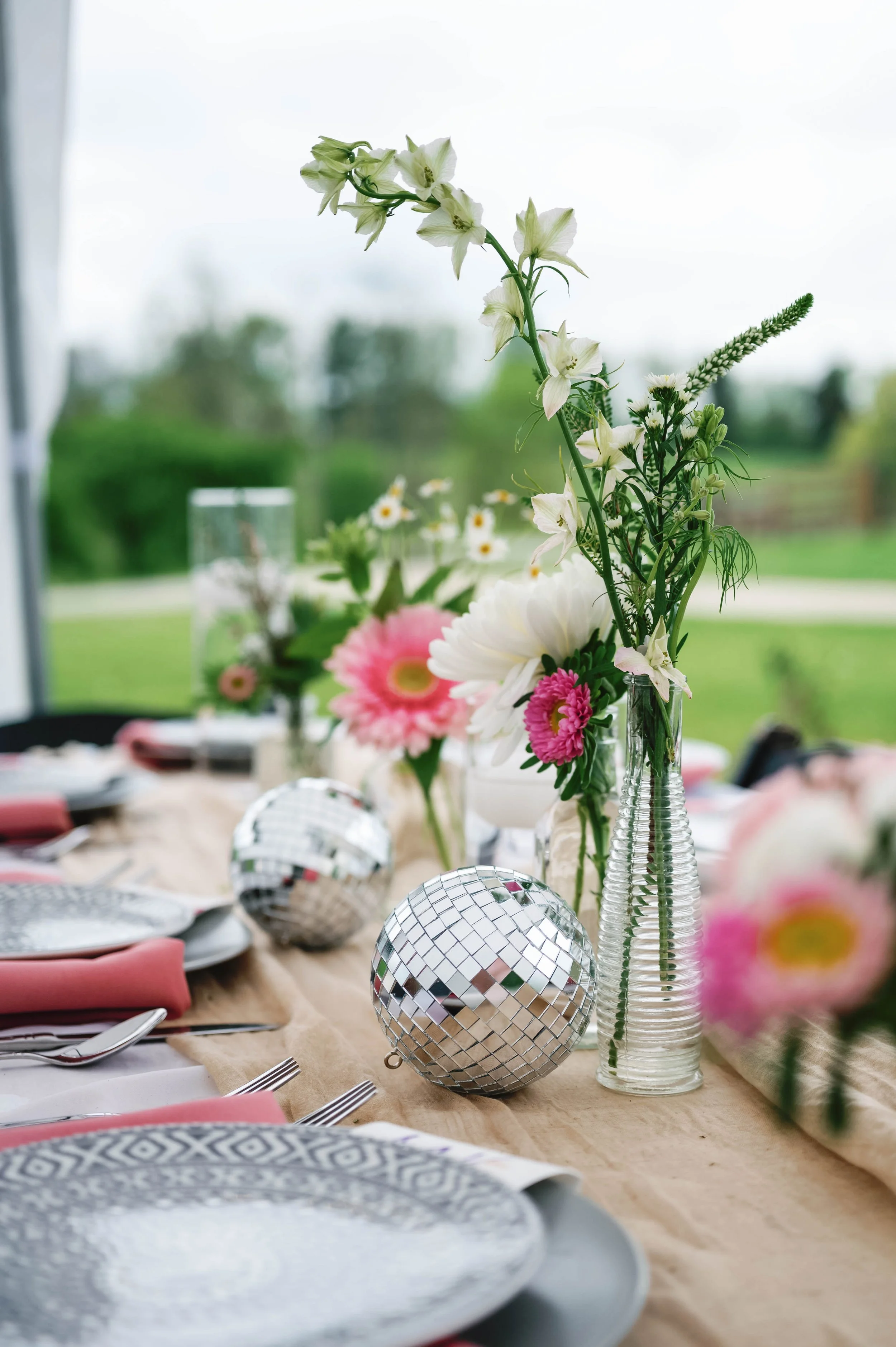 gueenslakekentuckywedding (67 of 114).jpg